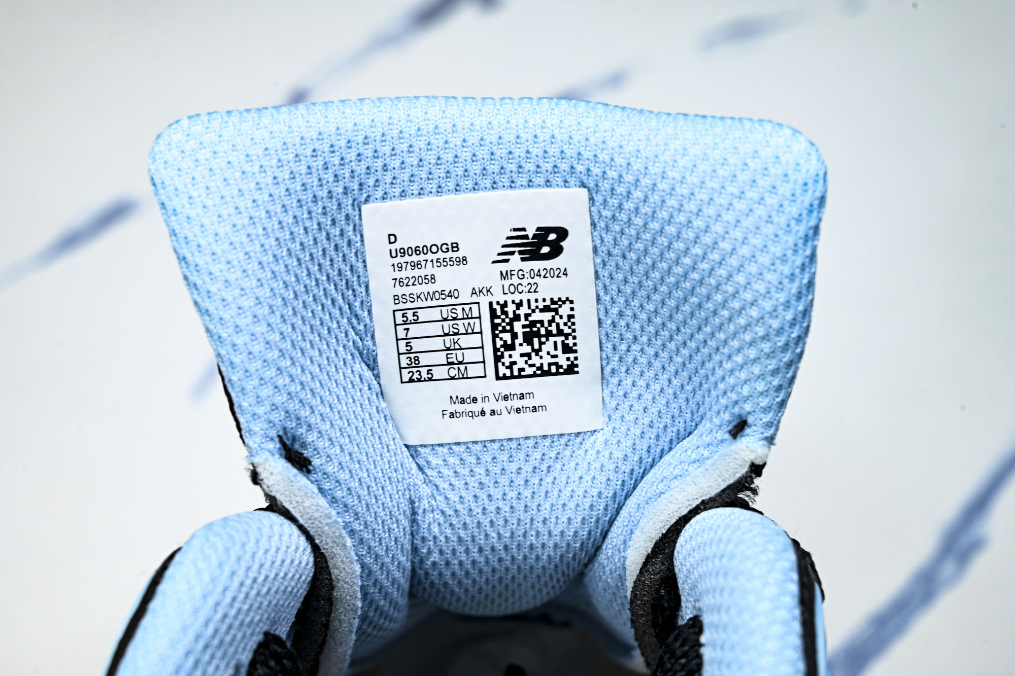 New Balance NB9060 联名款 复古休闲运动慢跑鞋U9060OGB #YZ010#鞋款灵感