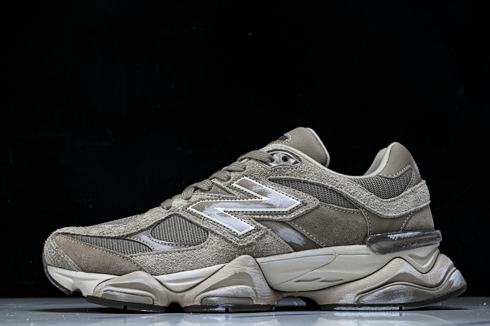 New Balance NB9060 联名款 复古休闲运动慢跑鞋U9060。B #YZ010#鞋款灵感源