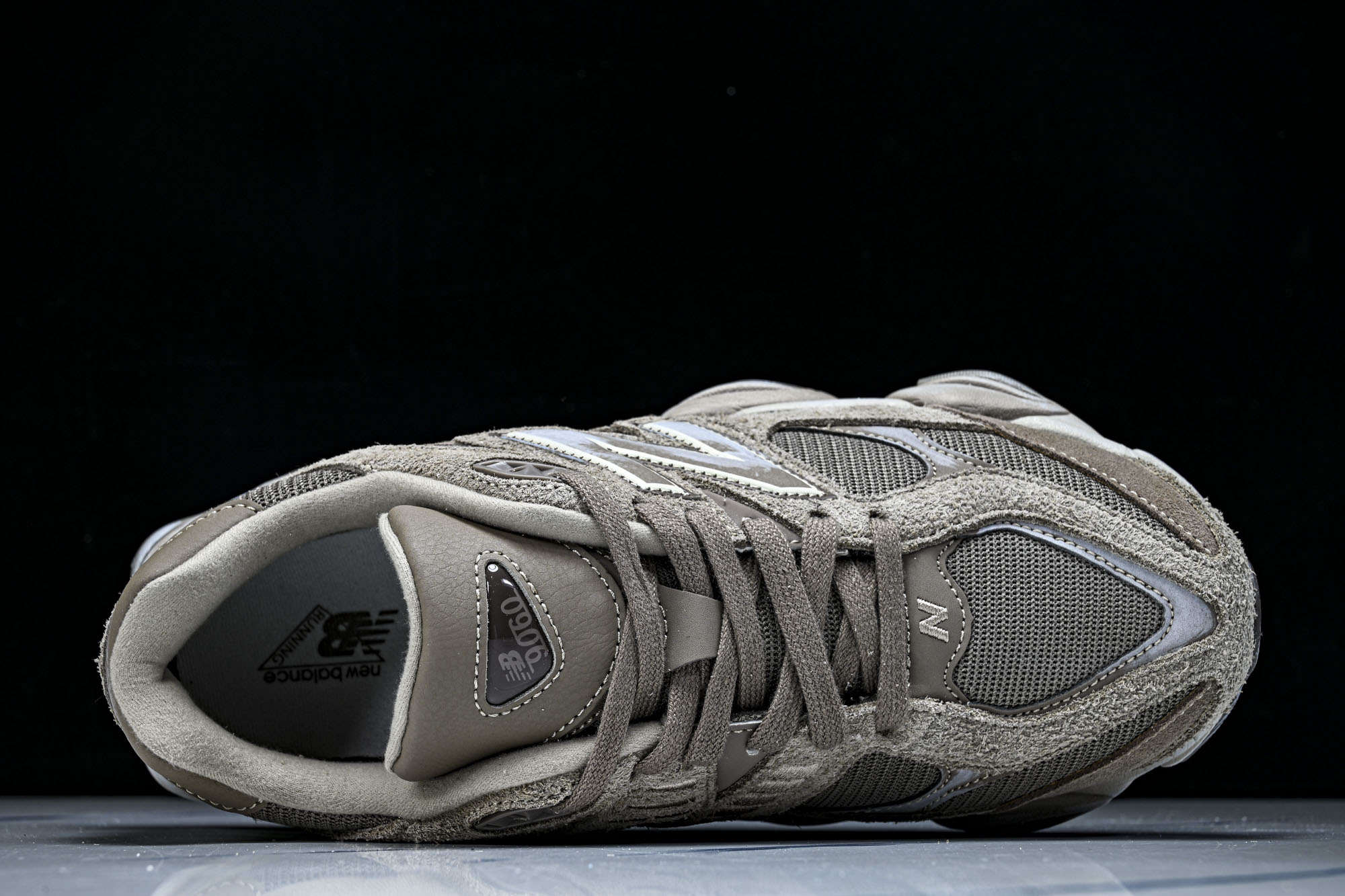 New Balance NB9060 联名款 复古休闲运动慢跑鞋U9060。B #YZ010#鞋款灵感源