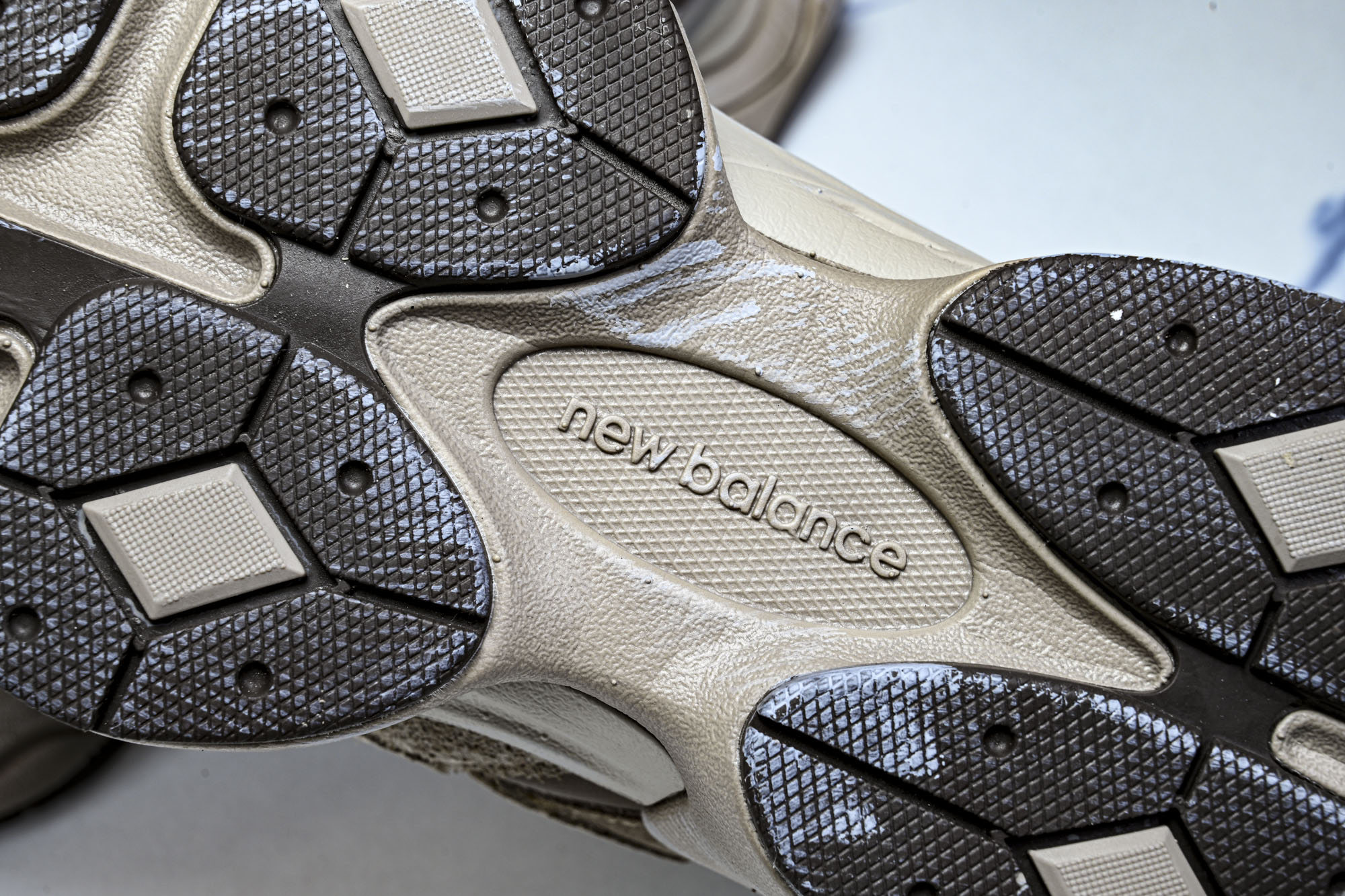 New Balance NB9060 联名款 复古休闲运动慢跑鞋U9060。B #YZ010#鞋款灵感源