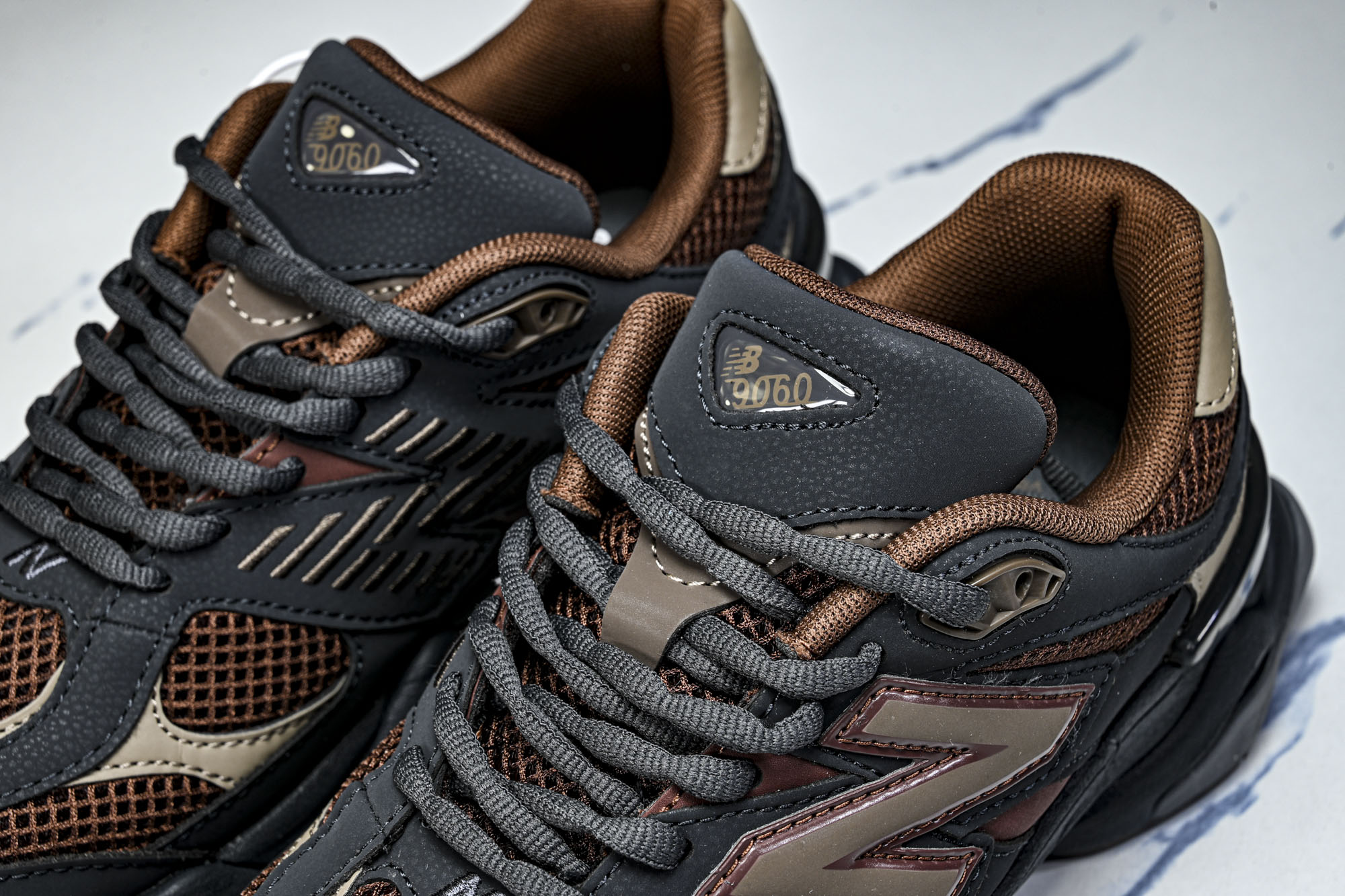 New Balance NB9060 联名款 复古休闲运动慢跑鞋U9060RFB #YZ010#鞋款灵感
