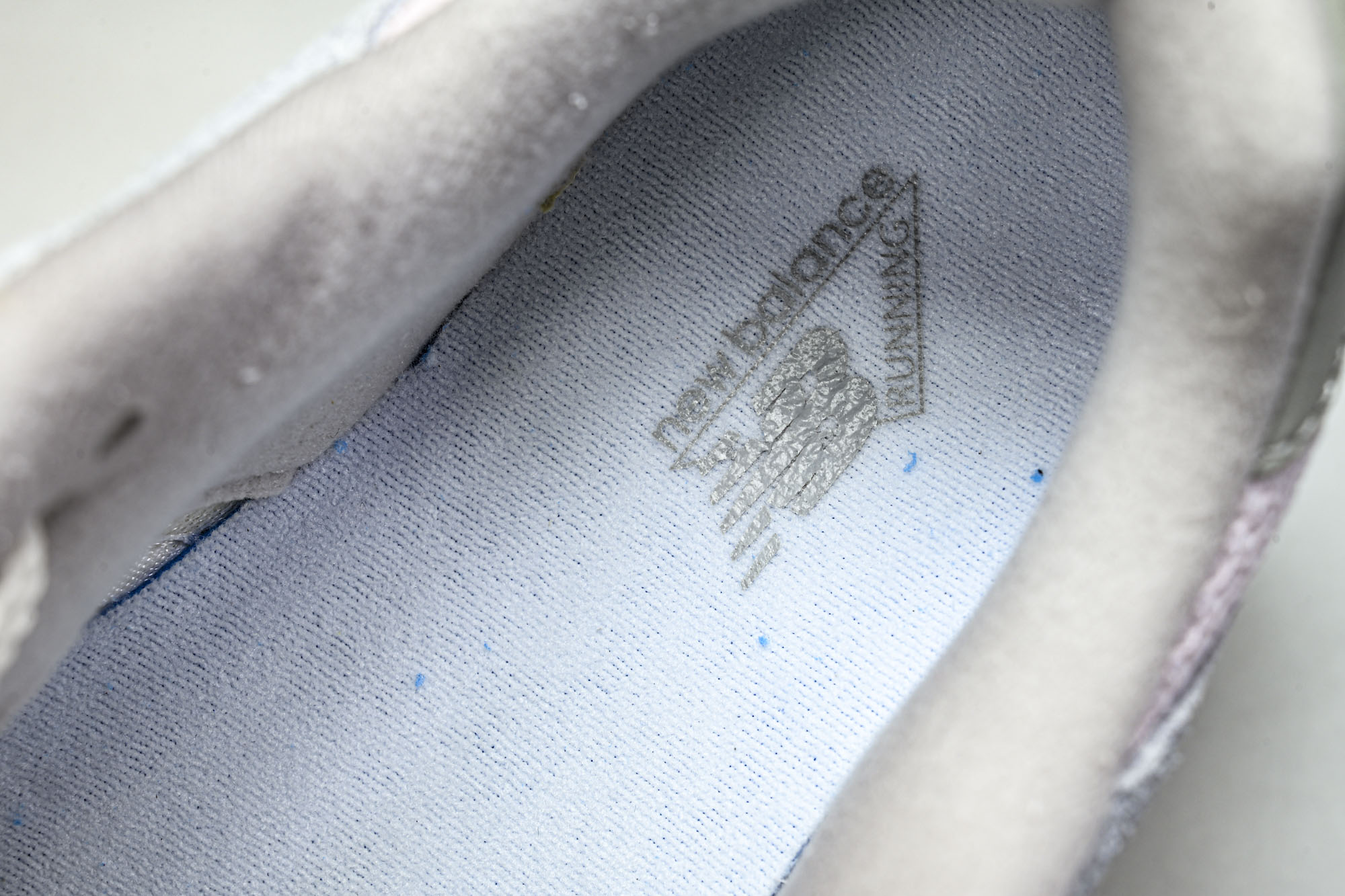 New Balance NB9060 联名款 复古休闲运动慢跑鞋U9060SFB #YZ010#鞋款灵感