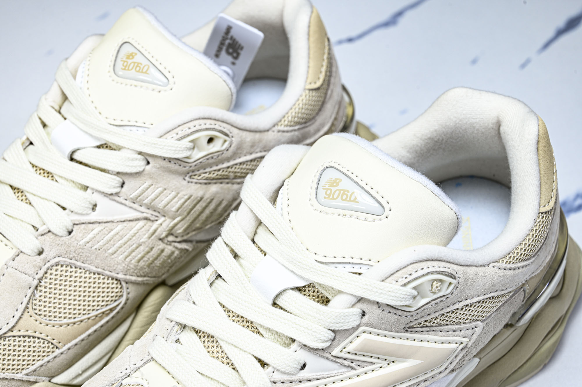 New Balance NB9060 联名款 复古休闲运动慢跑鞋U9060SS #YZ010#鞋款灵感源