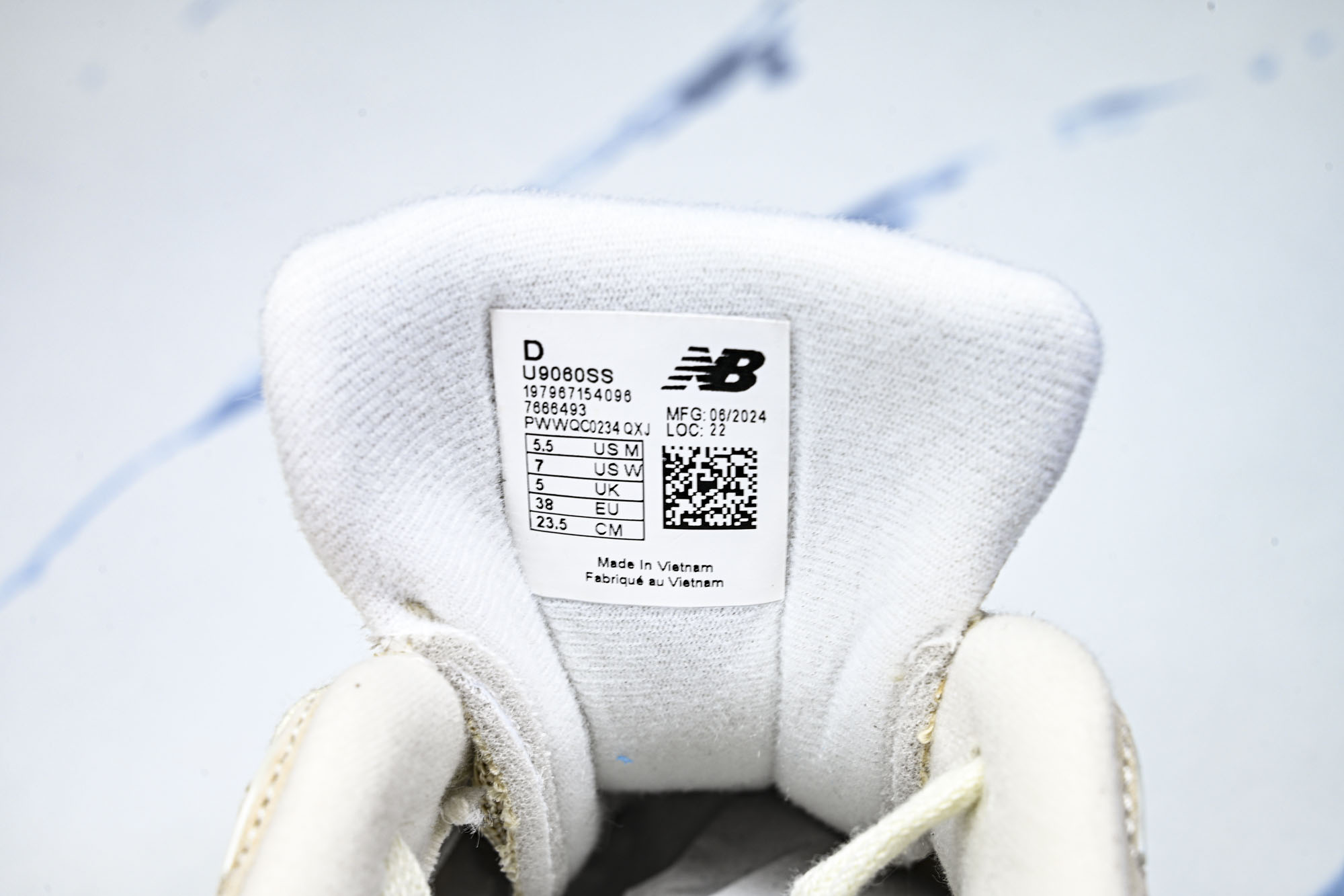 New Balance NB9060 联名款 复古休闲运动慢跑鞋U9060SS #YZ010#鞋款灵感源