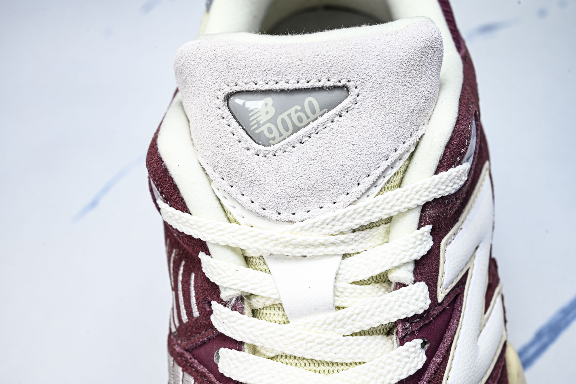 New Balance NB9060 联名款 复古休闲运动慢跑鞋U9060VNA #YZ010#鞋款灵感