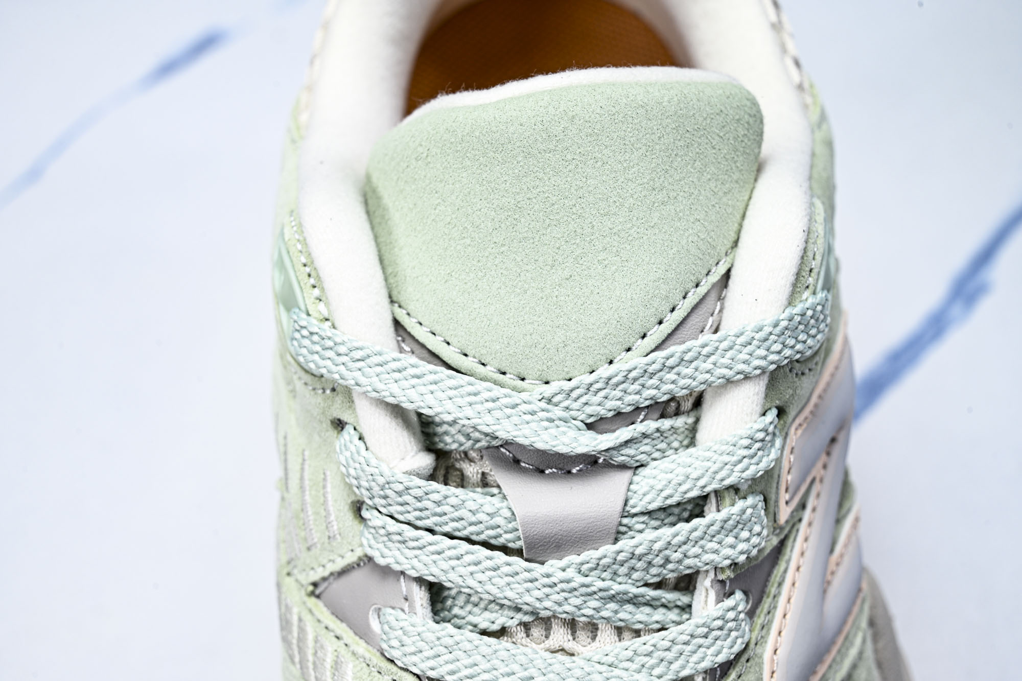 New Balance NB9060 联名款 复古休闲运动慢跑鞋U9060WA1 #YZ010#鞋款灵感