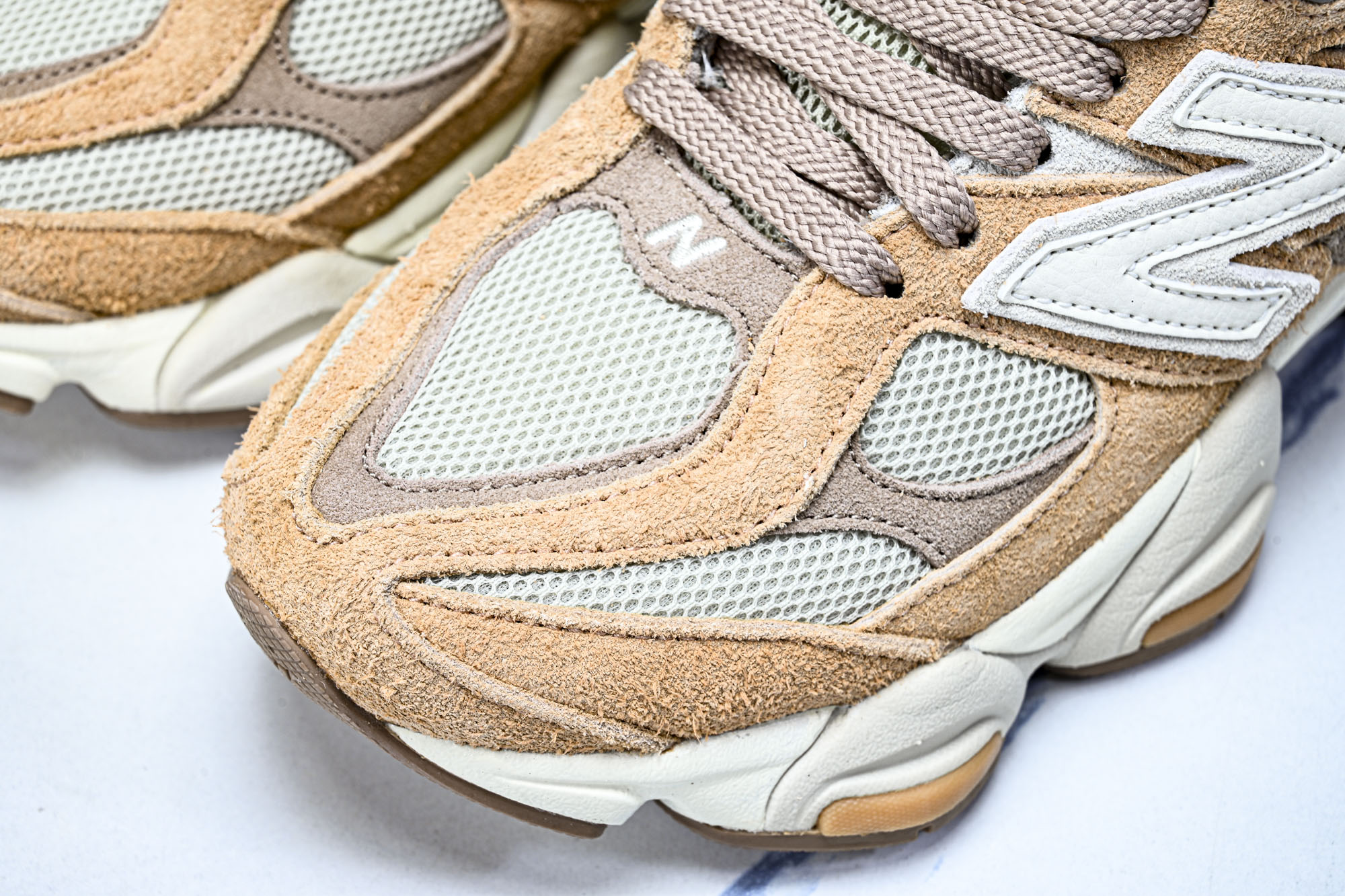 New Balance NB9060 联名款 复古休闲运动慢跑鞋U9060WCW #YZ010#鞋款灵感