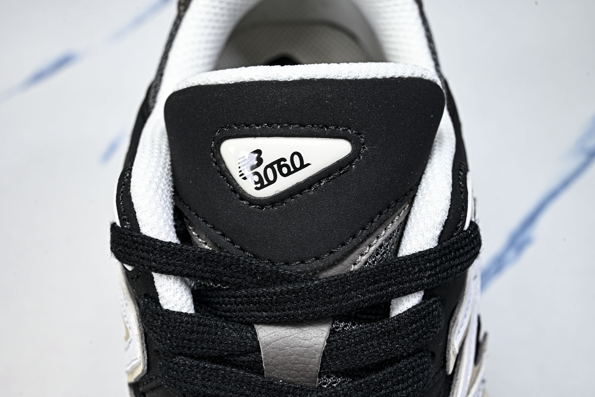 New Balance NB9060 联名款 复古休闲运动慢跑鞋U #YZ010#鞋款灵感源自设计师本人