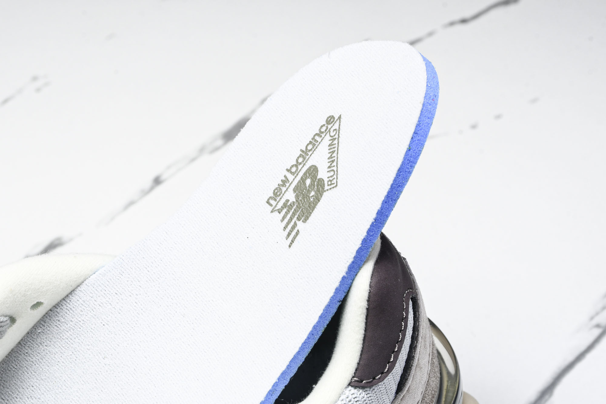 New Balance NB9060系列 复古休闲运动慢跑鞋 U906OFNA #YZ010#鞋款灵感源