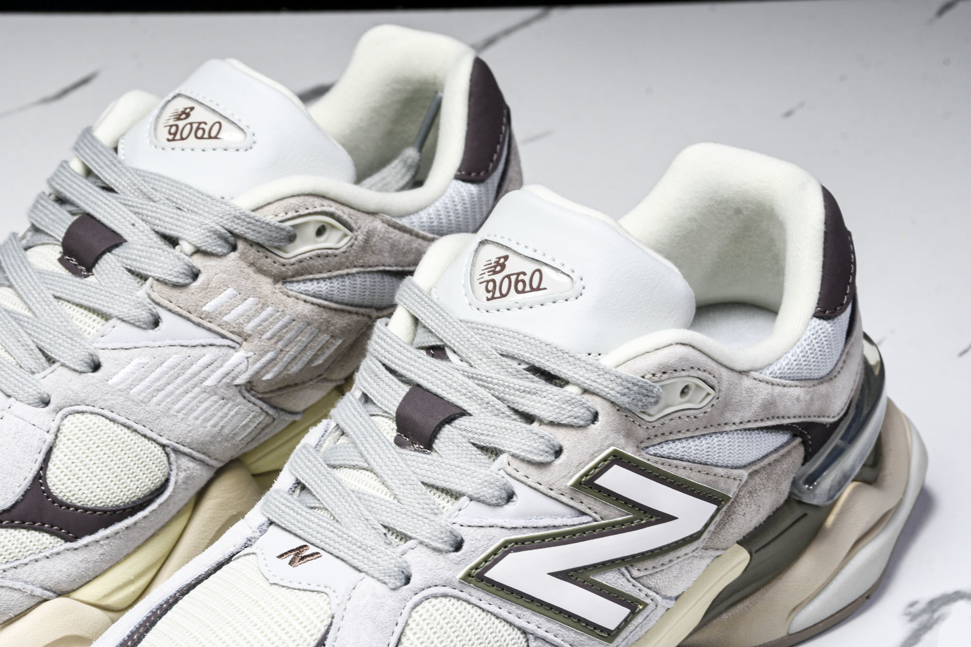 New Balance NB9060系列 复古休闲运动慢跑鞋 U906OFNA #YZ010#鞋款灵感源