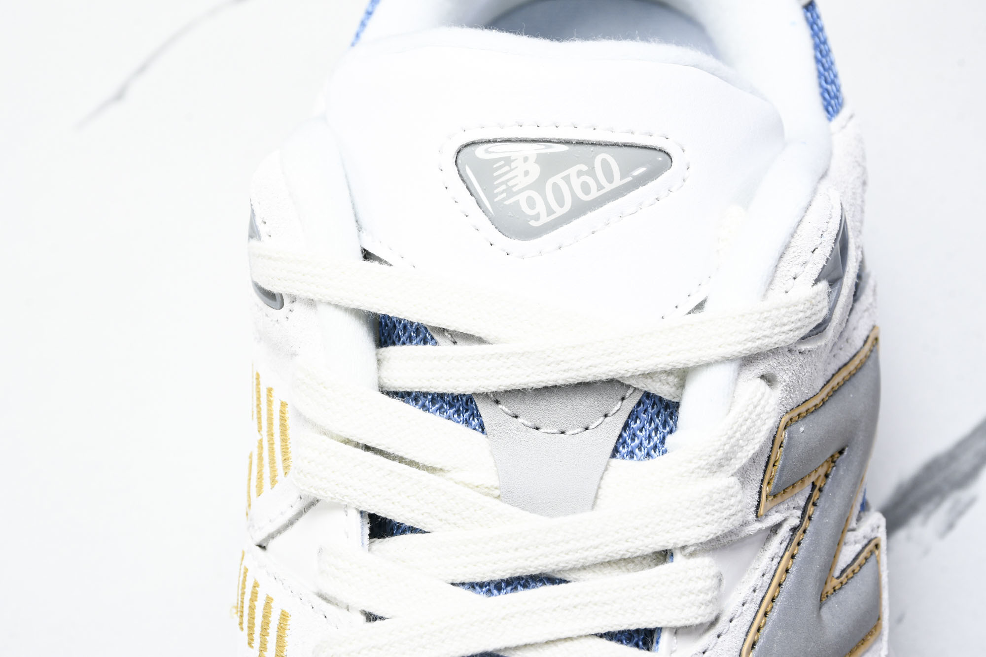 New Balance NB9060系列 复古休闲运动慢跑鞋 U9060FM #YZ010#鞋款灵感源自