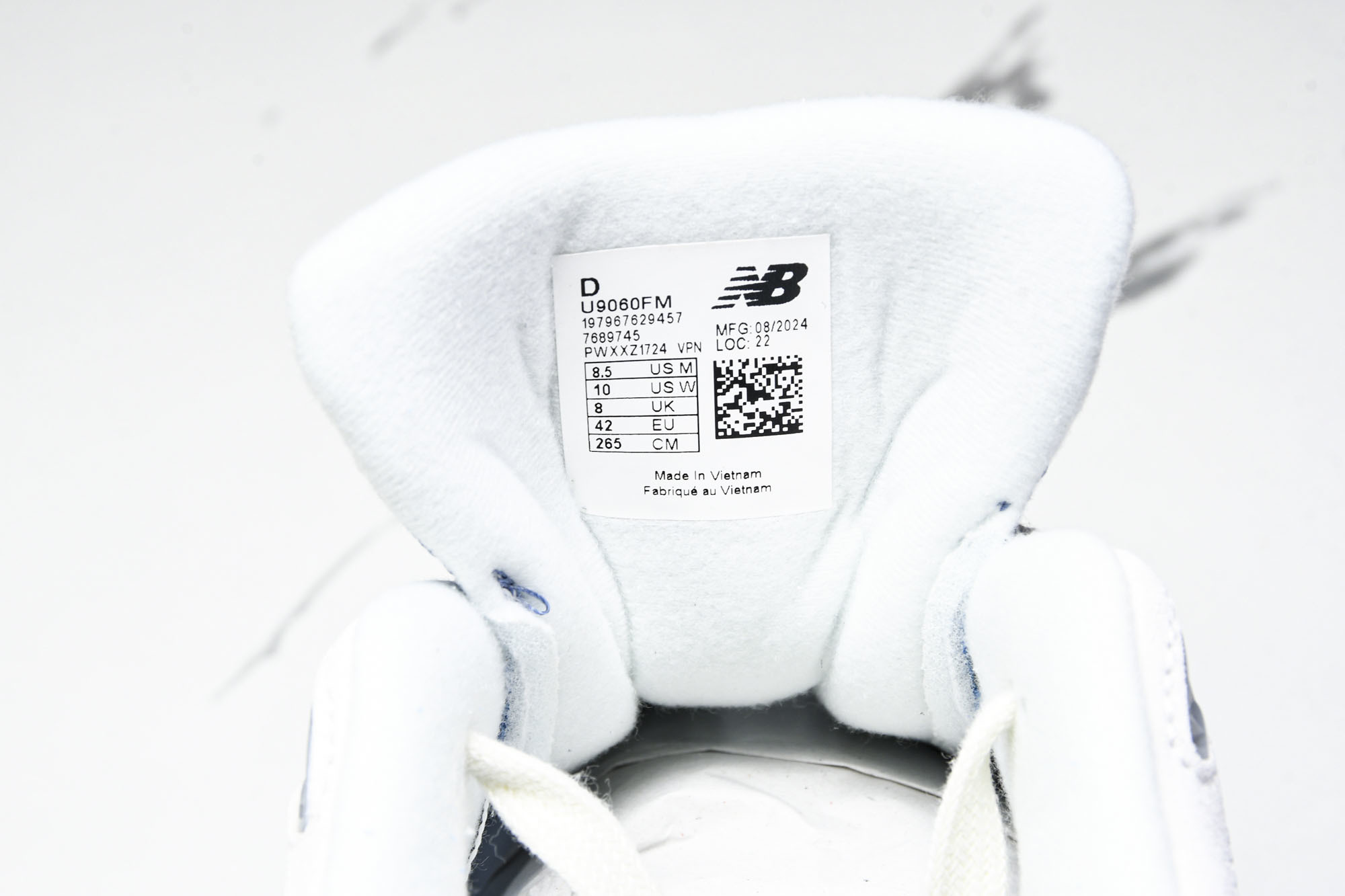 New Balance NB9060系列 复古休闲运动慢跑鞋 U9060FM #YZ010#鞋款灵感源自