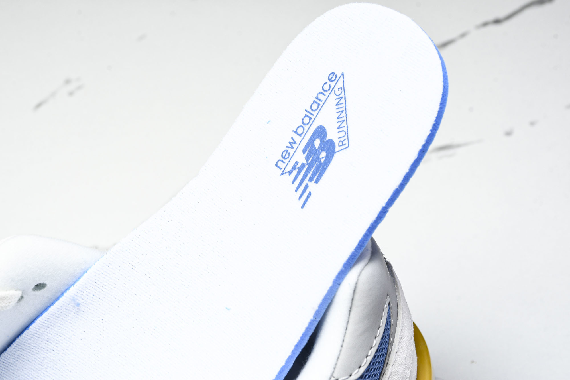 New Balance NB9060系列 复古休闲运动慢跑鞋 U9060FM #YZ010#鞋款灵感源自
