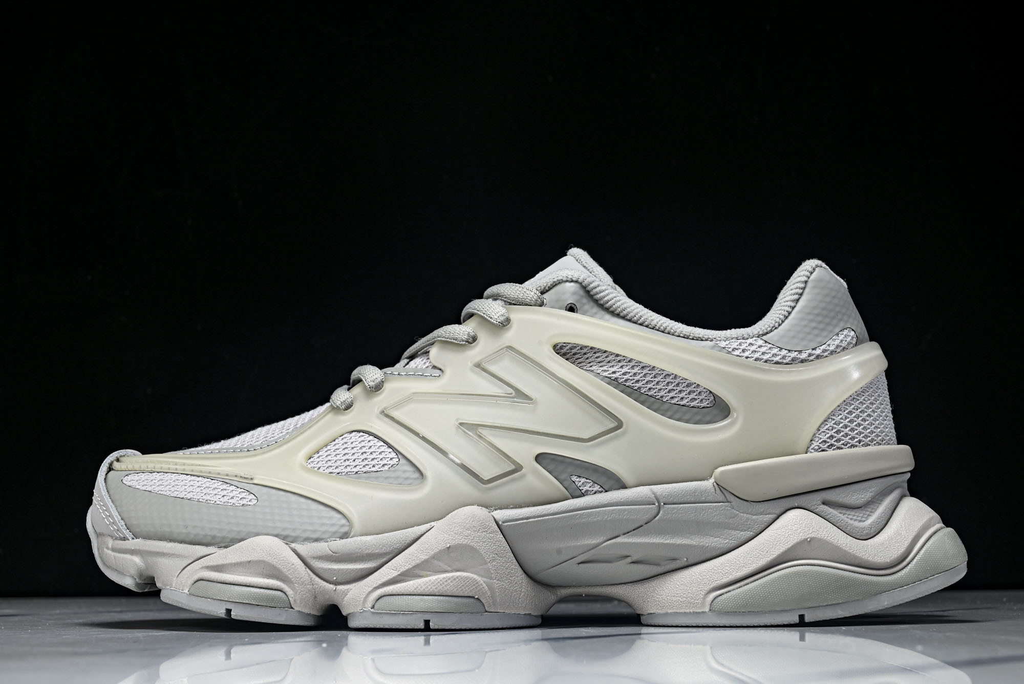 New Balance NB9060系列 复古休闲运动慢跑鞋 U9060IAB #YZ010#鞋款灵感源