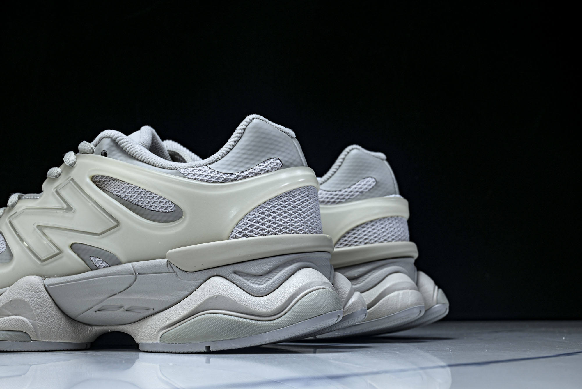 New Balance NB9060系列 复古休闲运动慢跑鞋 U9060IAB #YZ010#鞋款灵感源