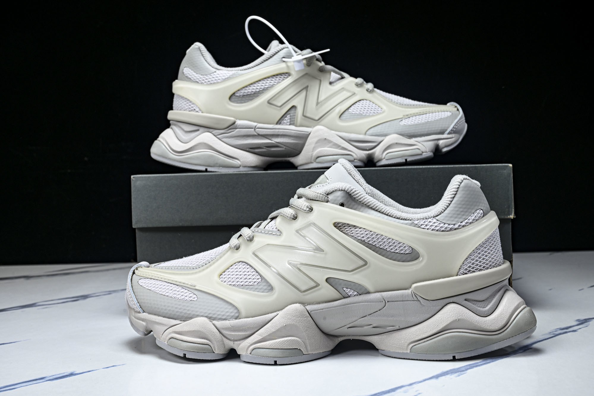 New Balance NB9060系列 复古休闲运动慢跑鞋 U9060IAB #YZ010#鞋款灵感源