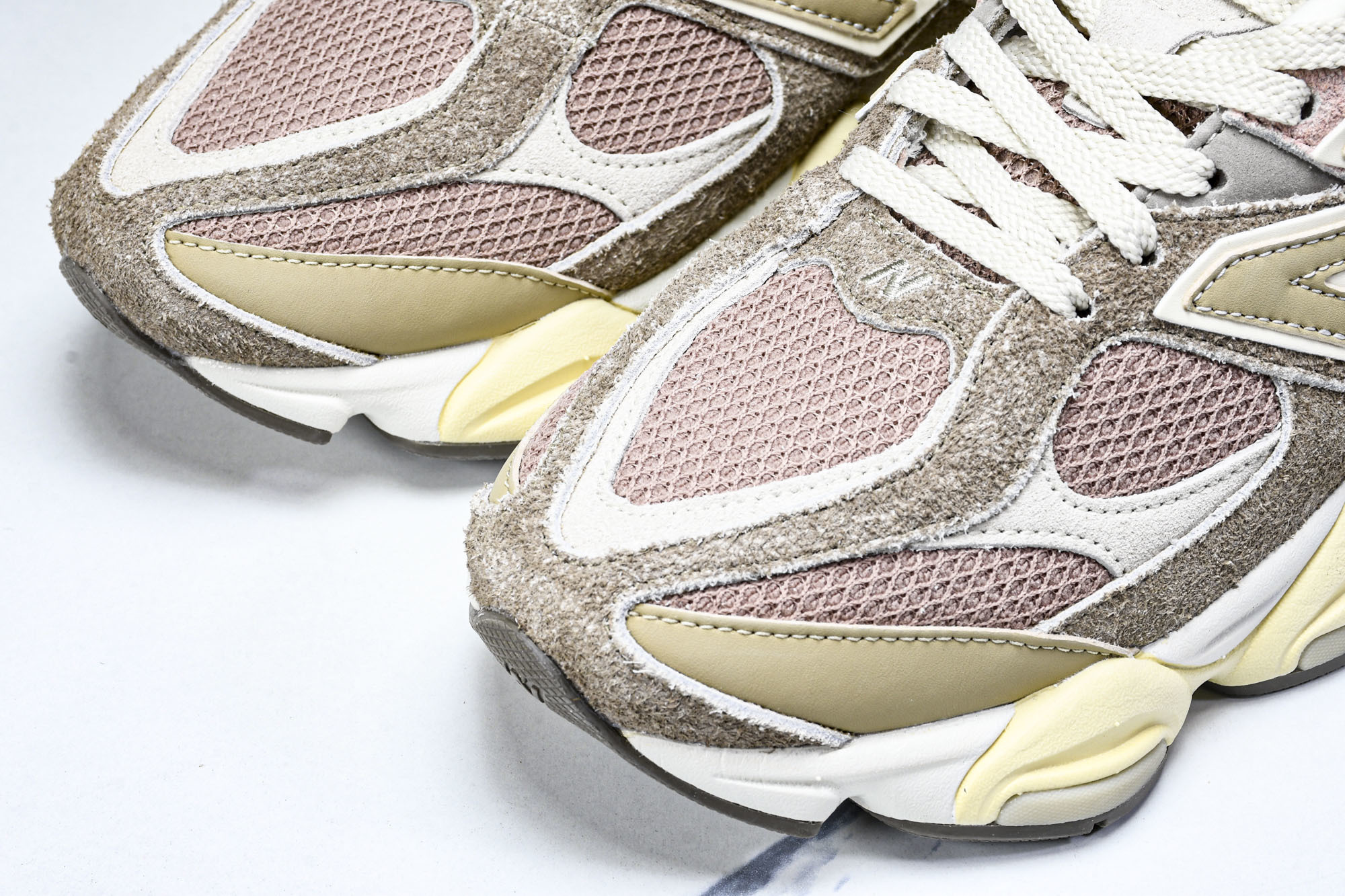 New Balance NB9060系列 复古休闲运动慢跑鞋 U9060NTB #YZ010#鞋款灵感源
