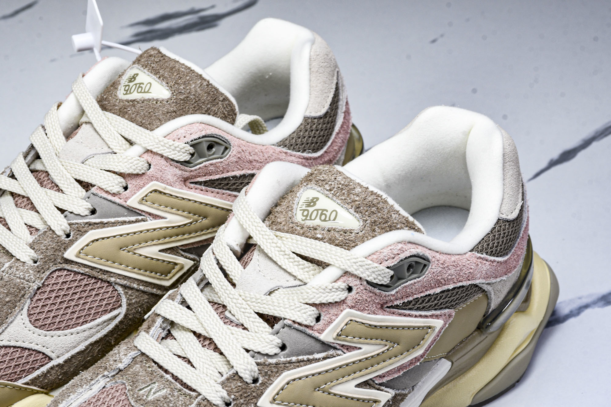 New Balance NB9060系列 复古休闲运动慢跑鞋 U9060NTB #YZ010#鞋款灵感源
