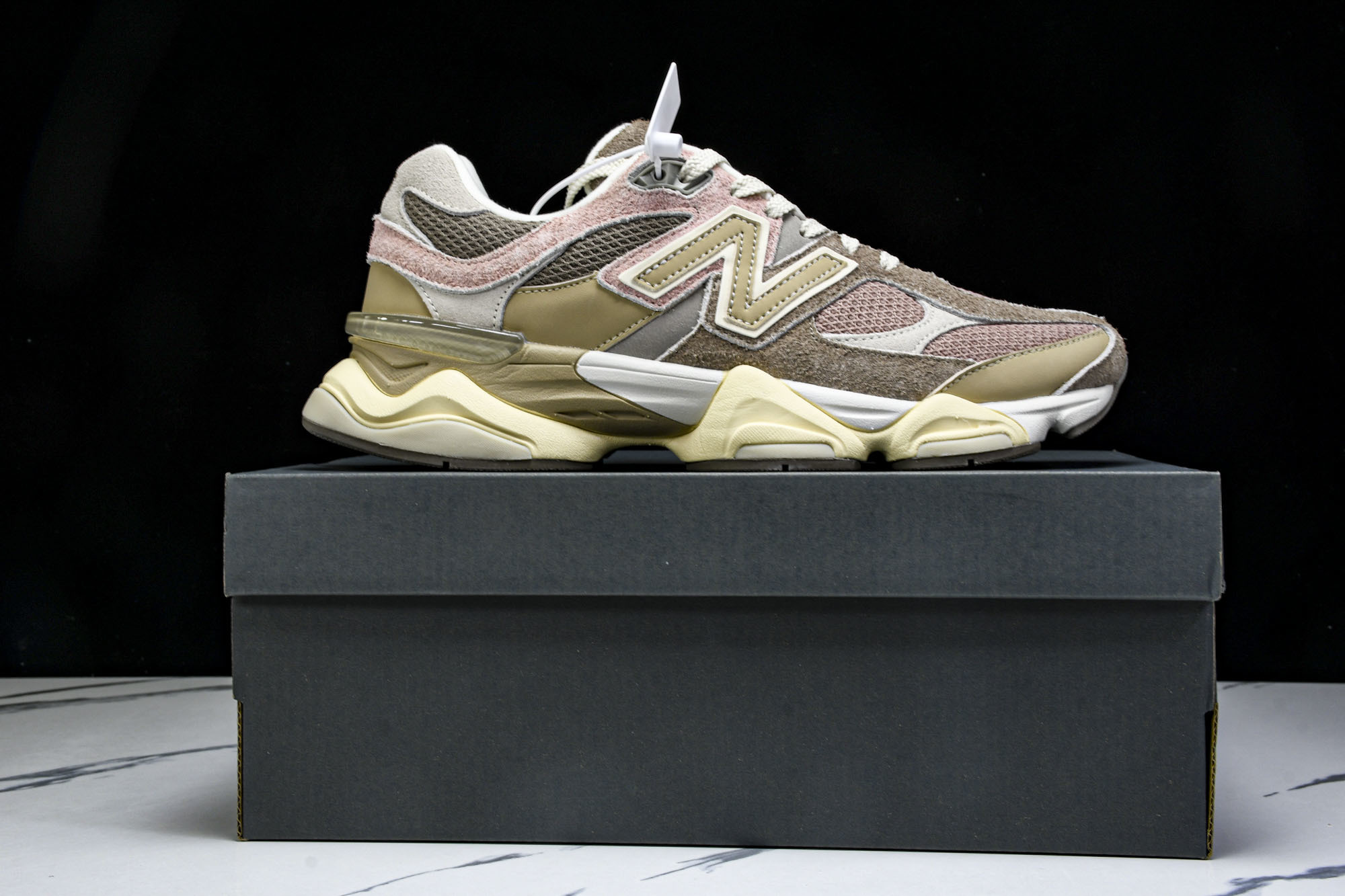 New Balance NB9060系列 复古休闲运动慢跑鞋 U9060NTB #YZ010#鞋款灵感源