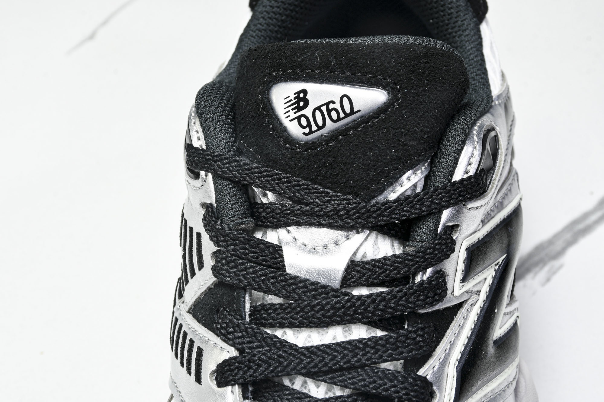 New Balance NB9060系列 复古休闲运动慢跑鞋 U9060SP #YZ010#鞋款灵感源自