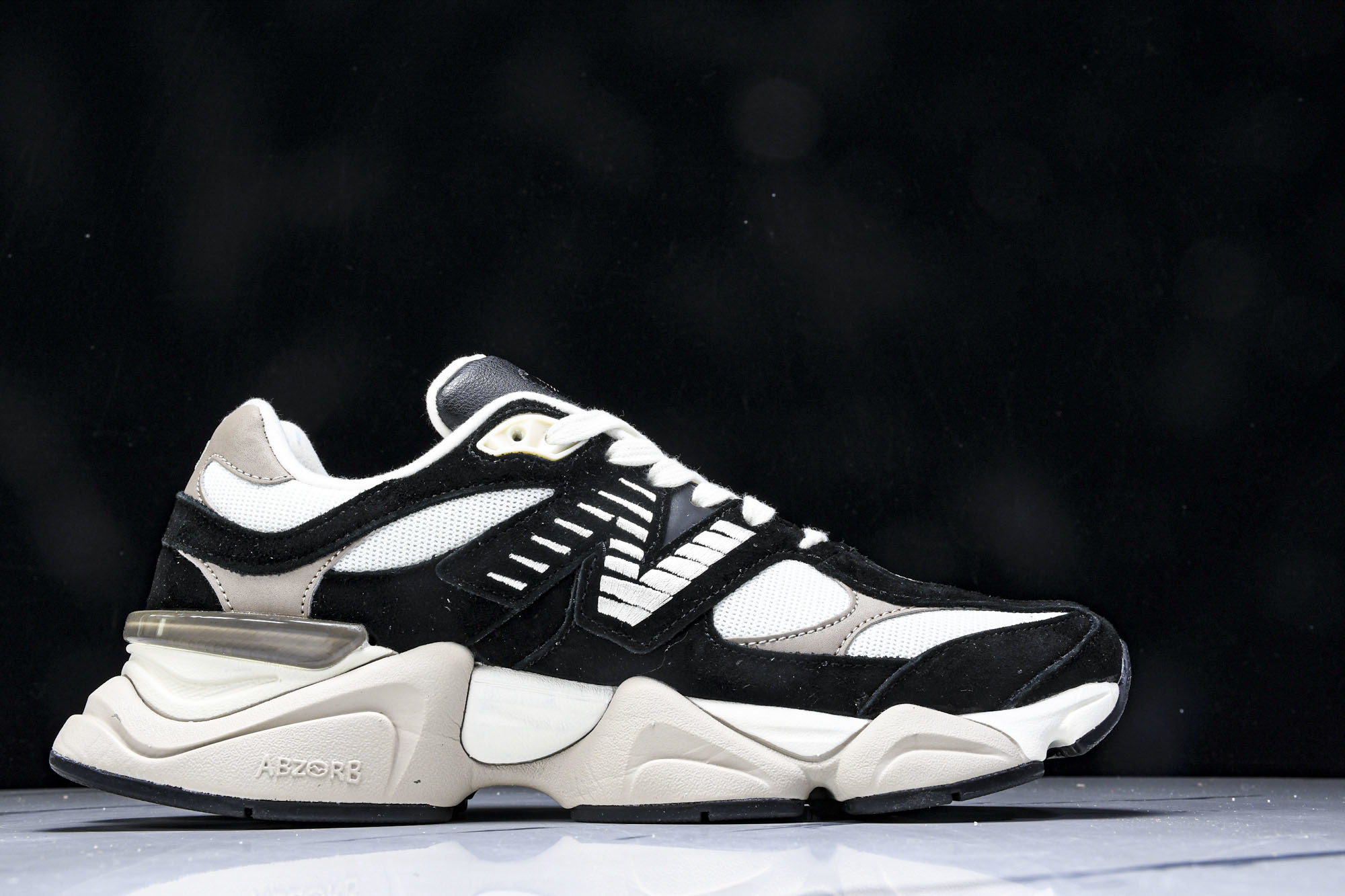 New Balance NB 9060 Sea Salt 黑白  货号：U9060BLZ #YZ010#