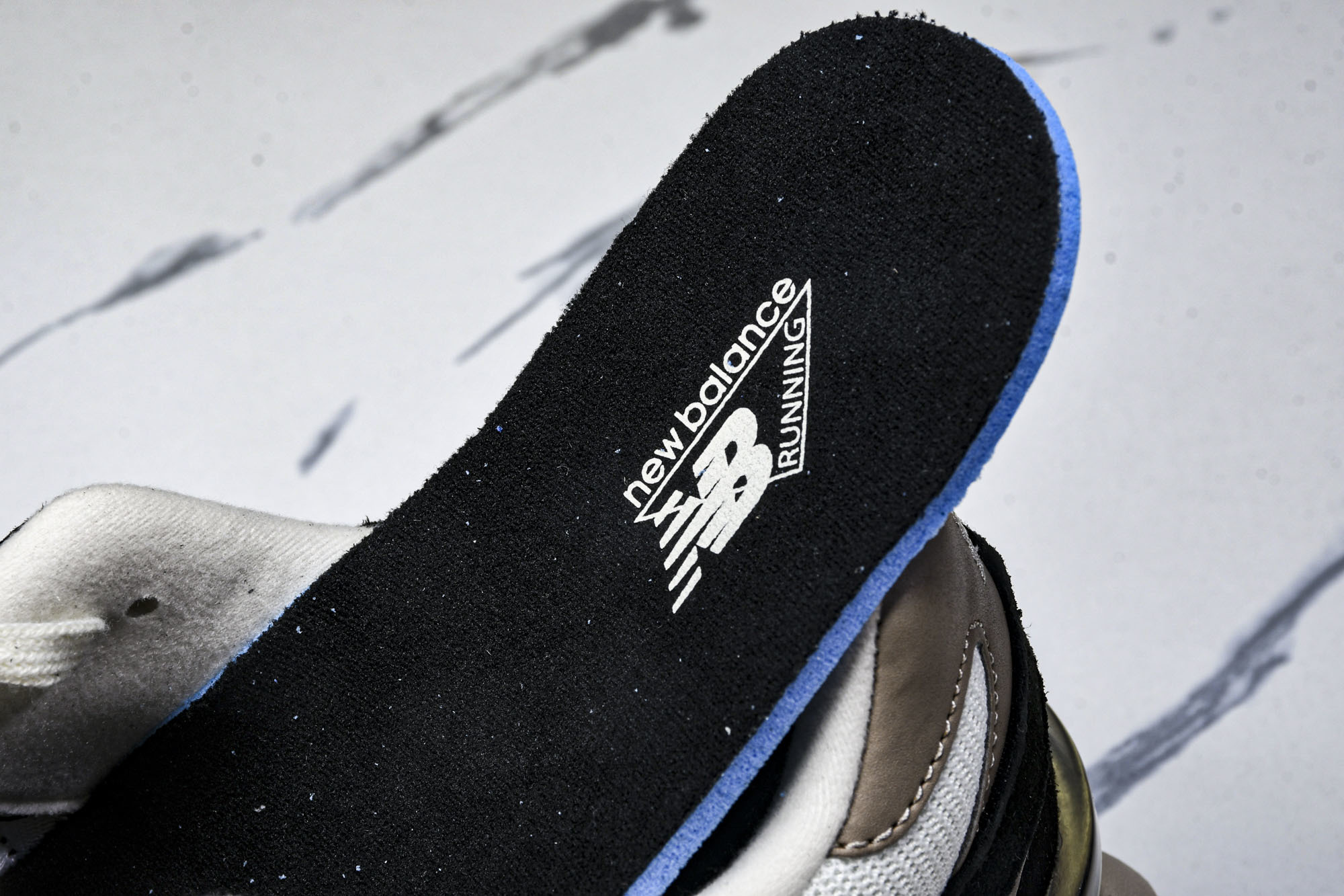 New Balance NB 9060 Sea Salt 黑白  货号：U9060BLZ #YZ010#