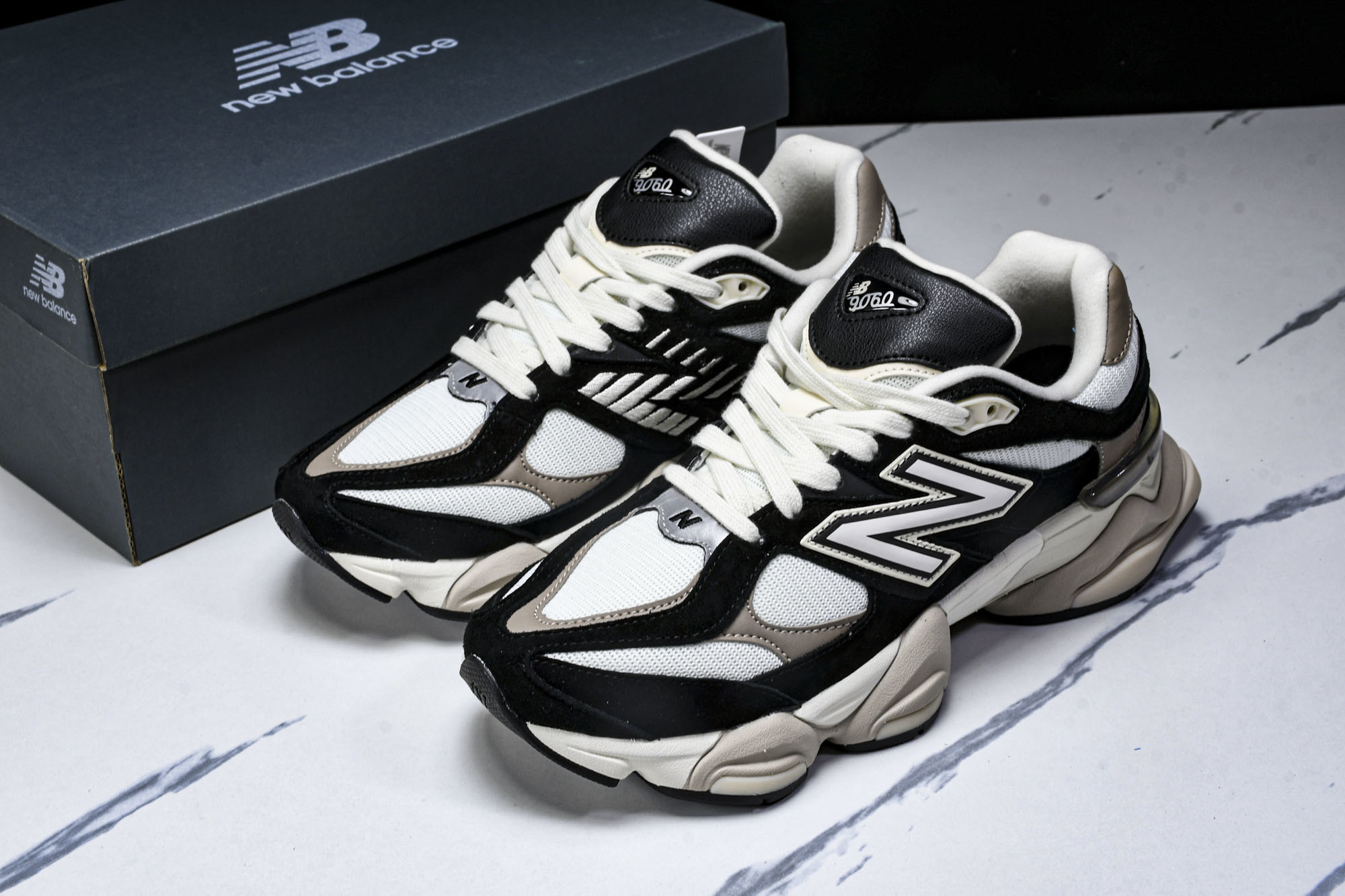 New Balance NB 9060 Sea Salt 黑白  货号：U9060BLZ #YZ010#