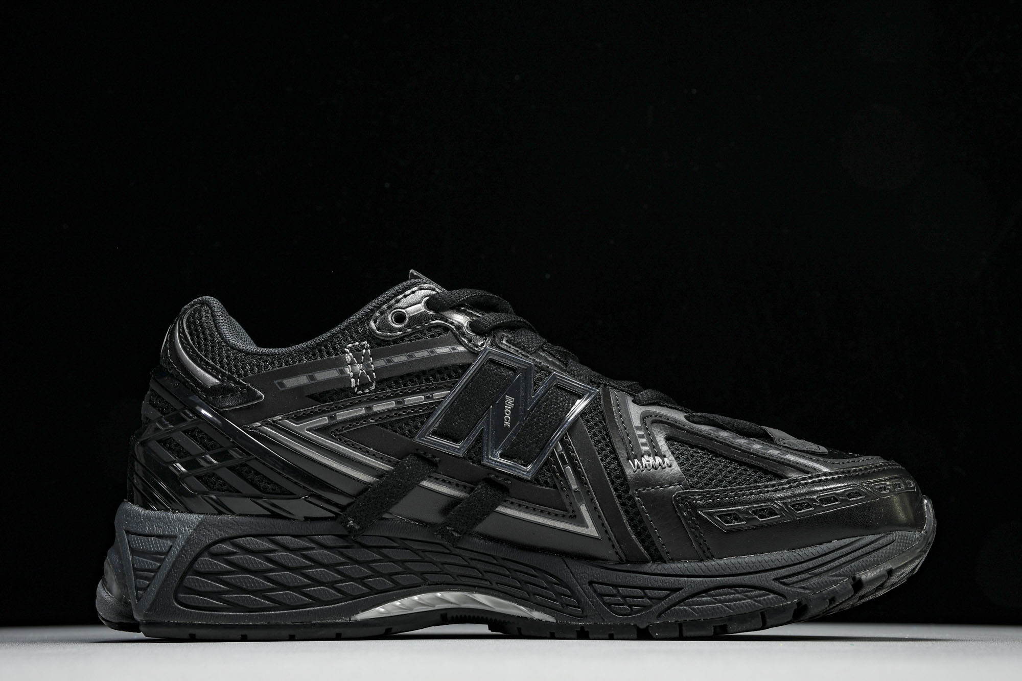 New Balance 1906系列复古老爹风休闲运动慢跑鞋 M1906AF #YZ010#鞋款灵感源自