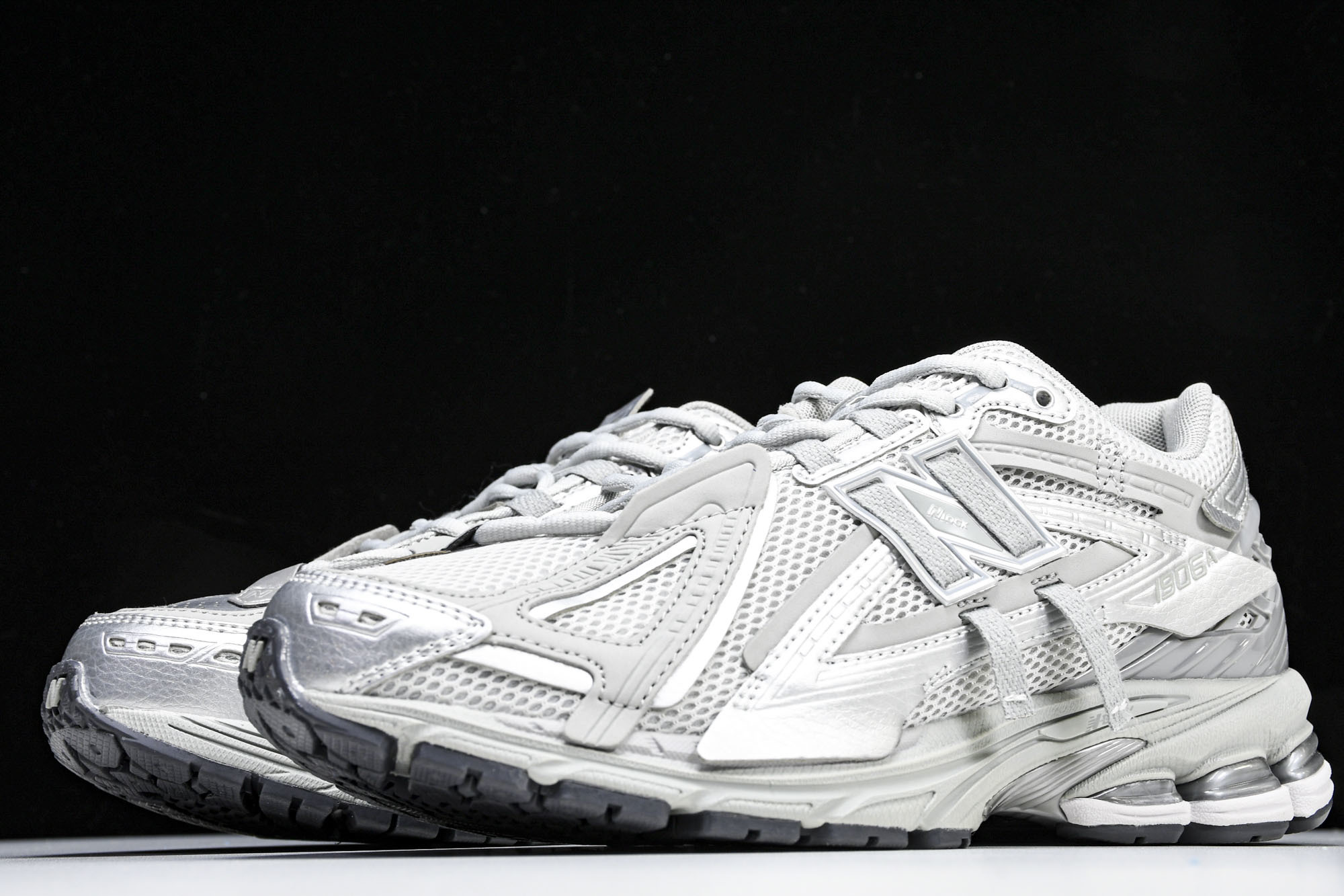 New Balance 1906系列复古老爹风休闲运动慢跑鞋 M1906AG #YZ010#鞋款灵感源自