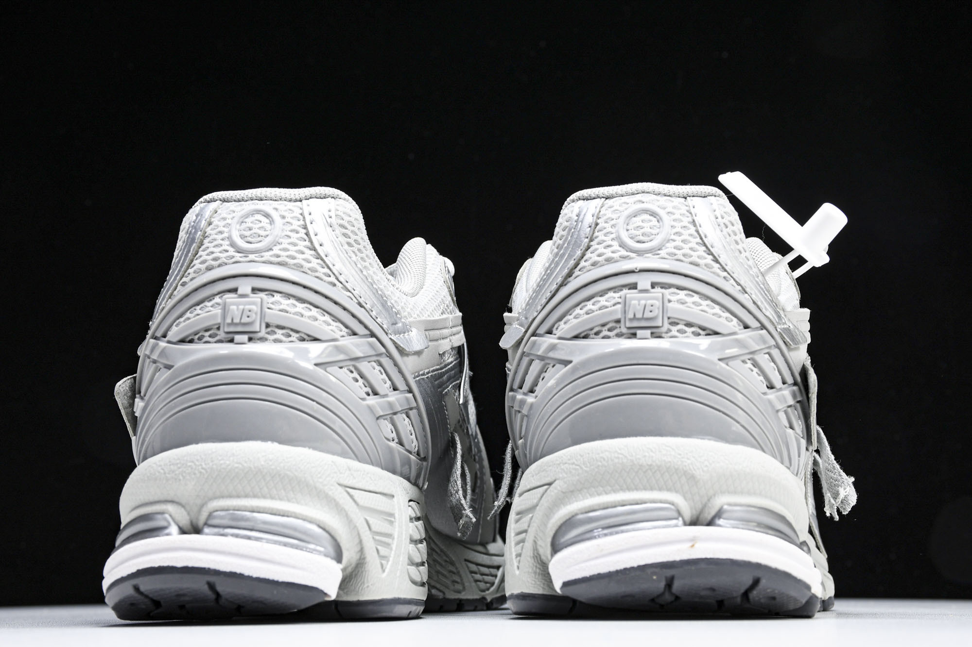 New Balance 1906系列复古老爹风休闲运动慢跑鞋 M1906AG #YZ010#鞋款灵感源自