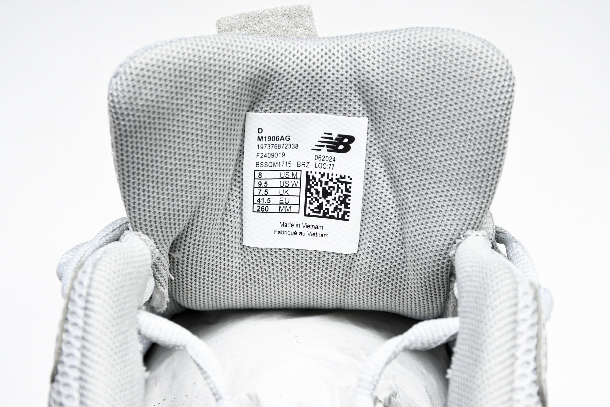 New Balance 1906系列复古老爹风休闲运动慢跑鞋 M1906AG #YZ010#鞋款灵感源自