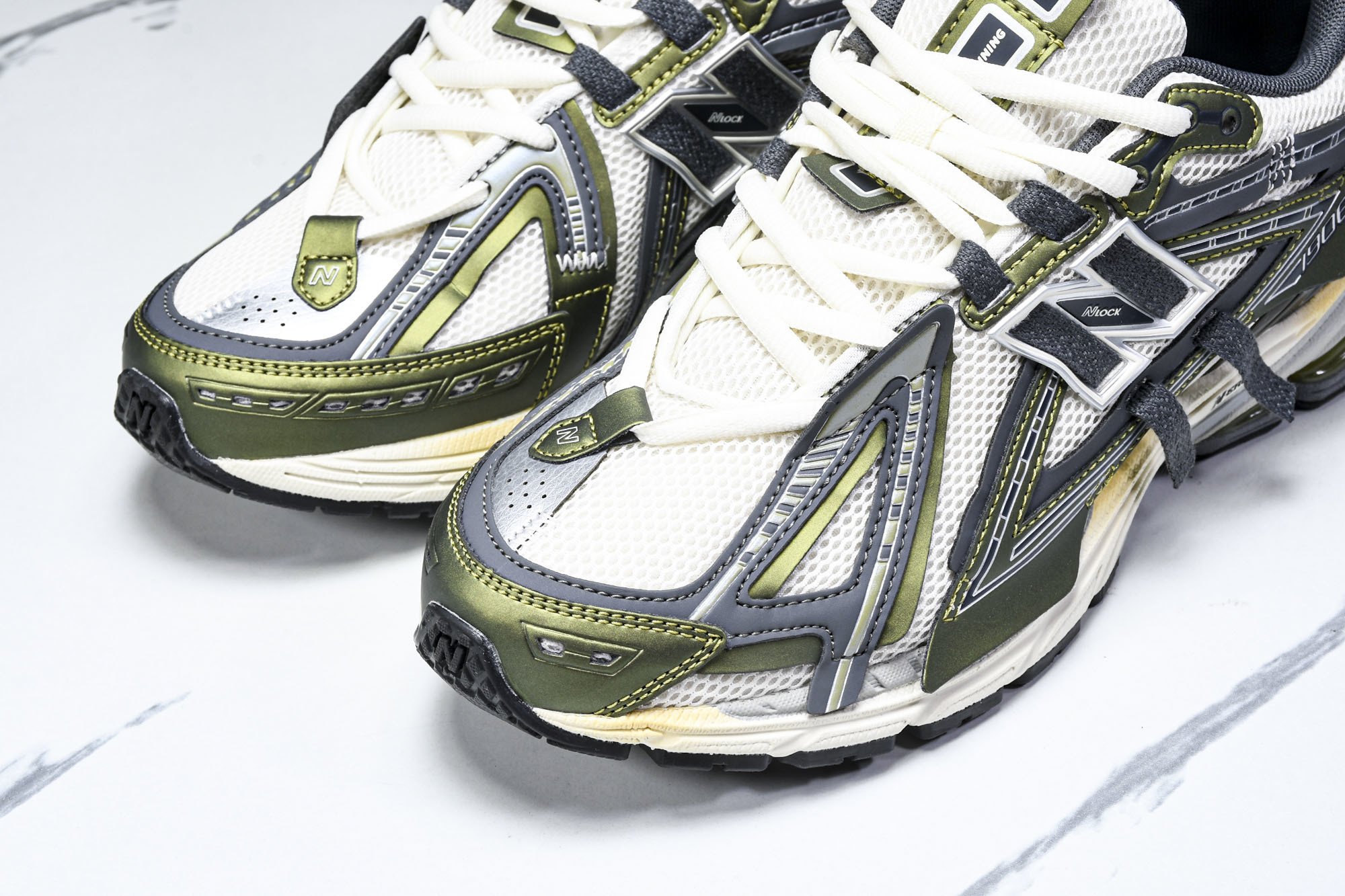 New Balance 1906系列复古老爹风休闲运动慢跑鞋 M1906ANA #YZ010#鞋款灵感源