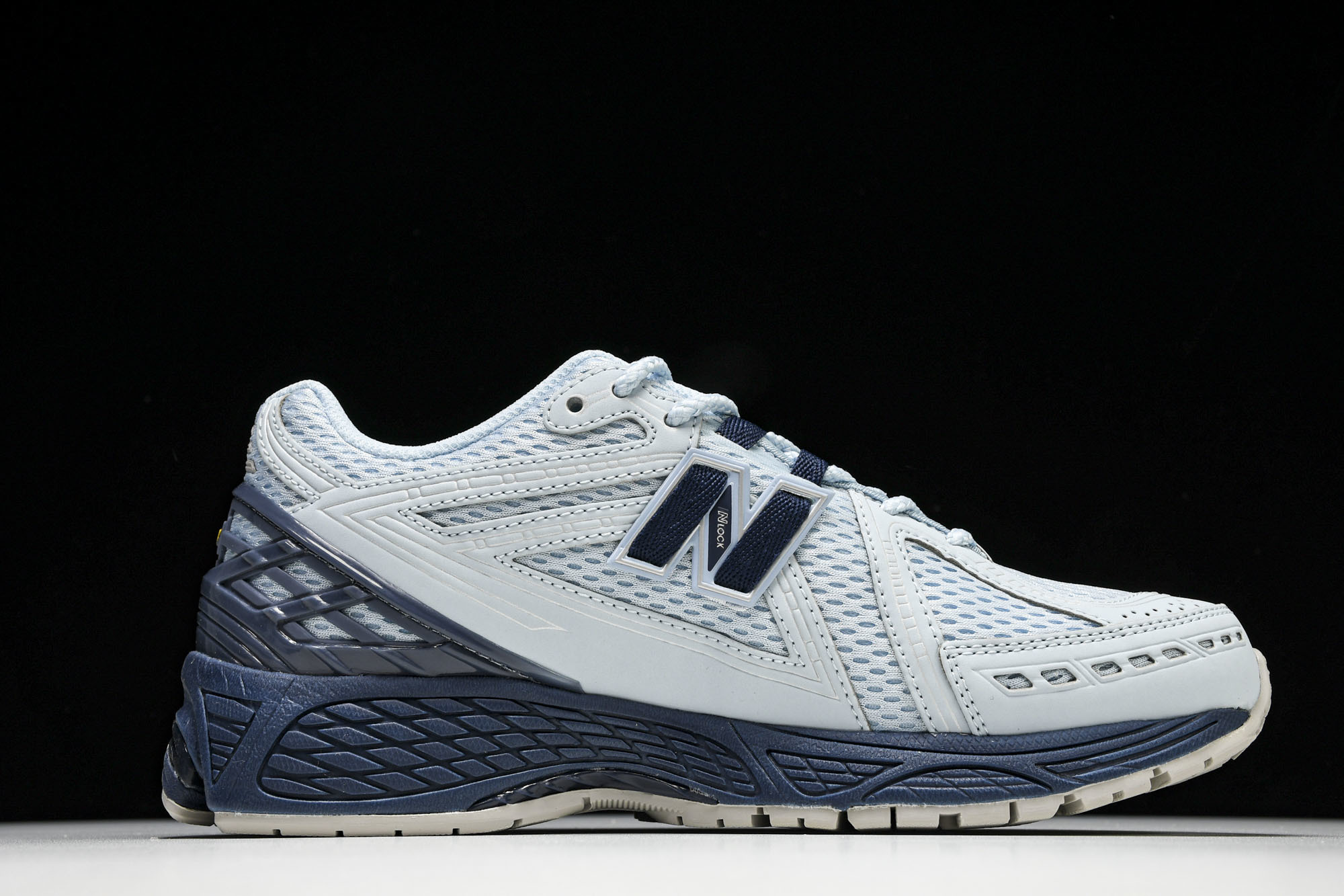 New Balance 1906系列复古老爹风休闲运动慢跑鞋 M1906CDA #YZ010#鞋款灵感源