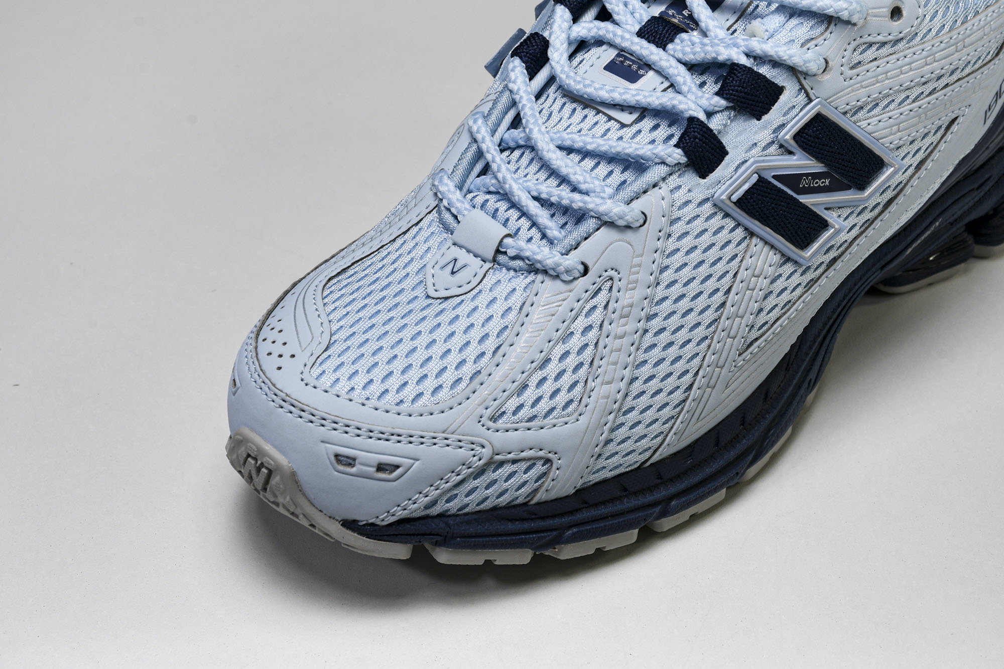 New Balance 1906系列复古老爹风休闲运动慢跑鞋 M1906CDA #YZ010#鞋款灵感源