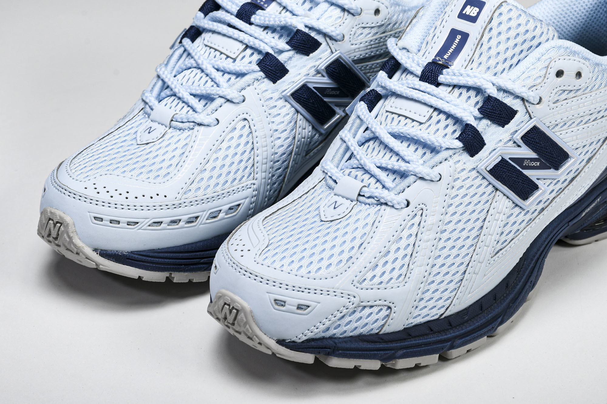New Balance 1906系列复古老爹风休闲运动慢跑鞋 M1906CDA #YZ010#鞋款灵感源