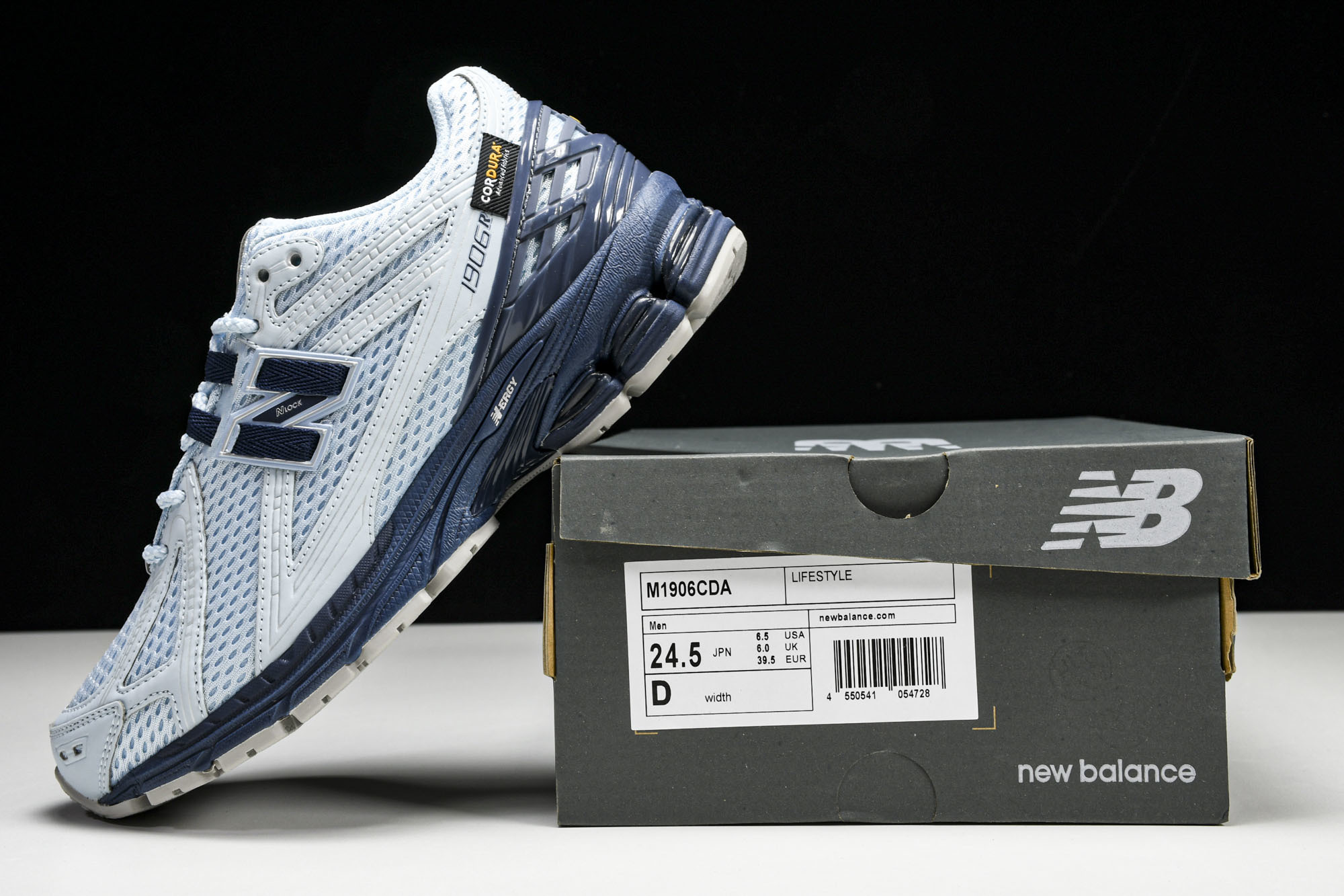 New Balance 1906系列复古老爹风休闲运动慢跑鞋 M1906CDA #YZ010#鞋款灵感源