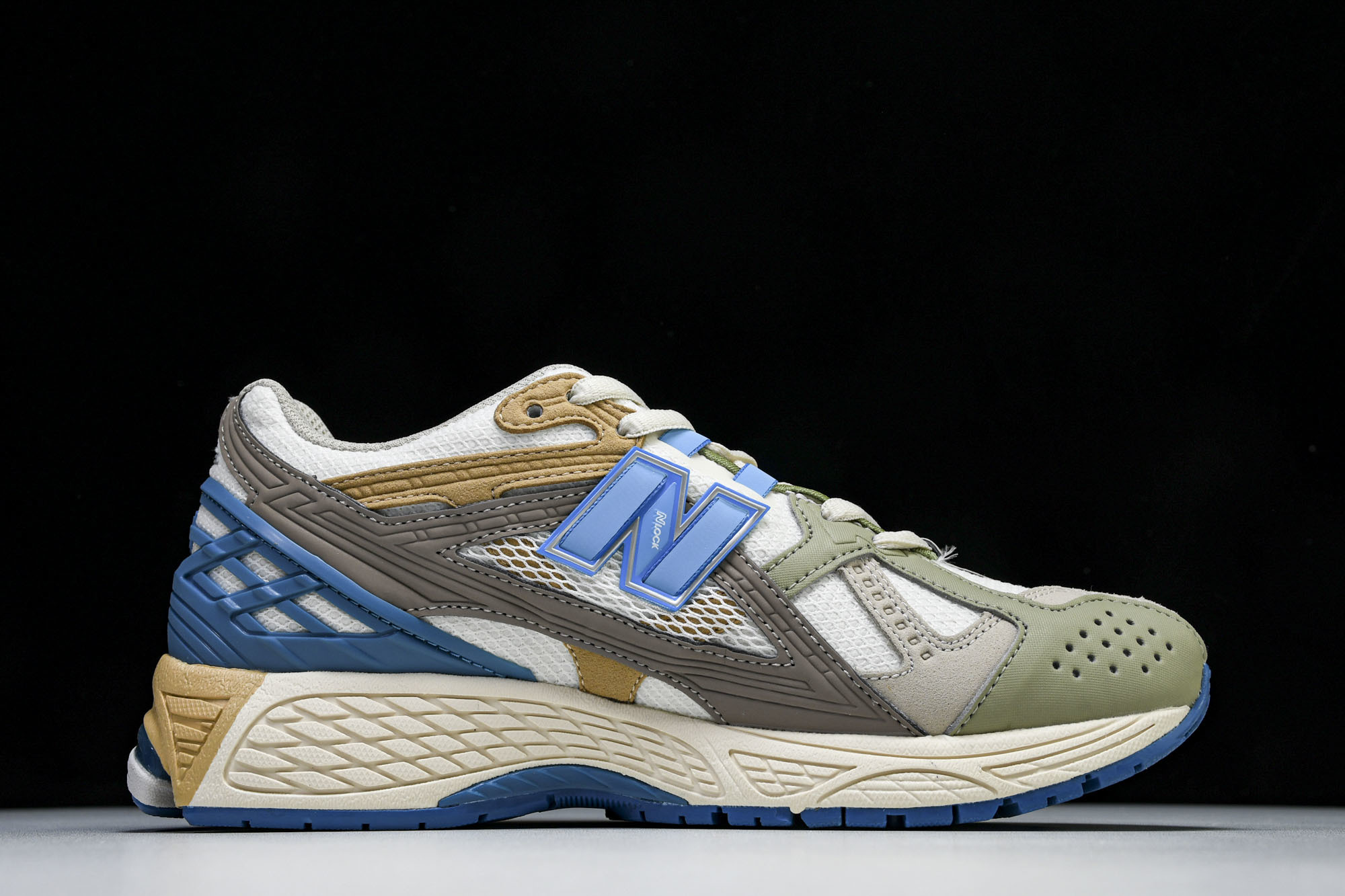 New Balance 1906系列复古老爹风休闲运动慢跑鞋 M1906NCS #YZ010#鞋款灵感源