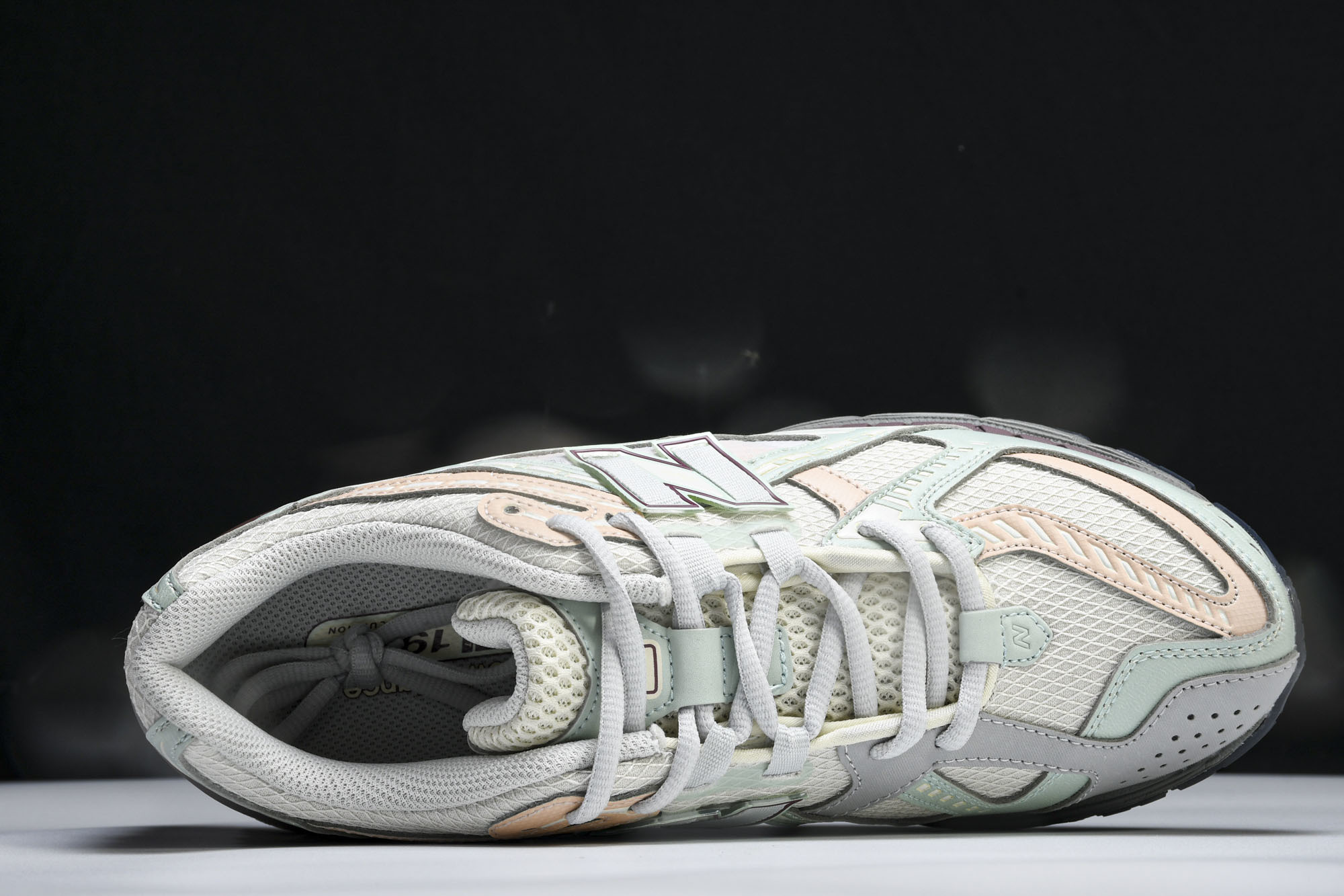 New Balance 1906系列复古老爹风休闲运动慢跑鞋 M1906ND #YZ010#鞋款灵感源自