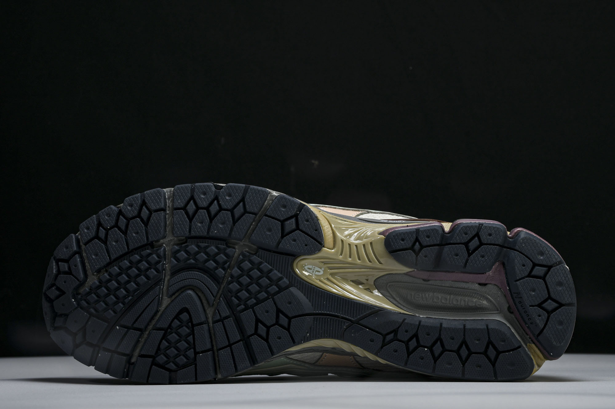 New Balance 1906系列复古老爹风休闲运动慢跑鞋 M1906ND #YZ010#鞋款灵感源自