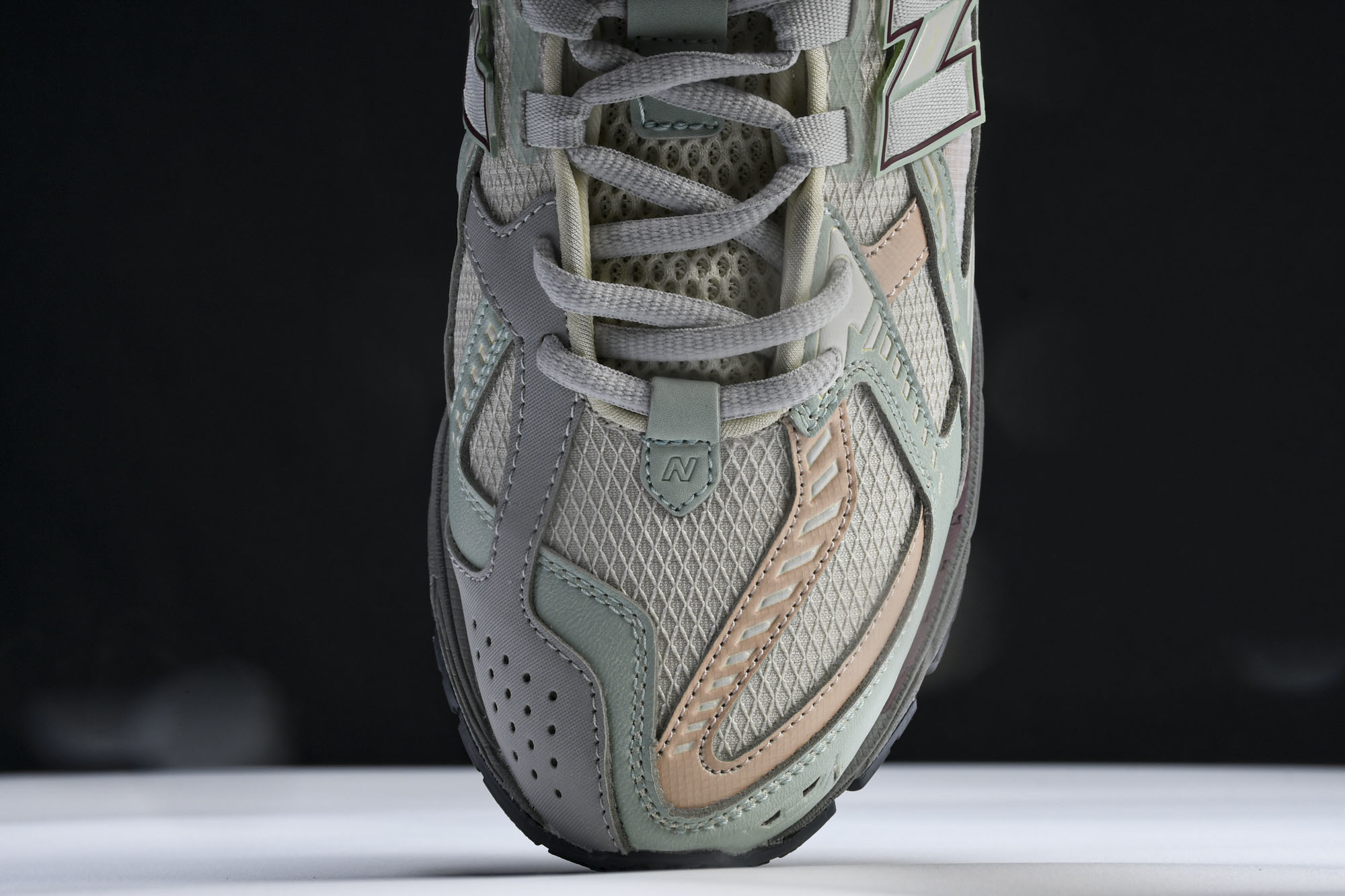 New Balance 1906系列复古老爹风休闲运动慢跑鞋 M1906ND #YZ010#鞋款灵感源自