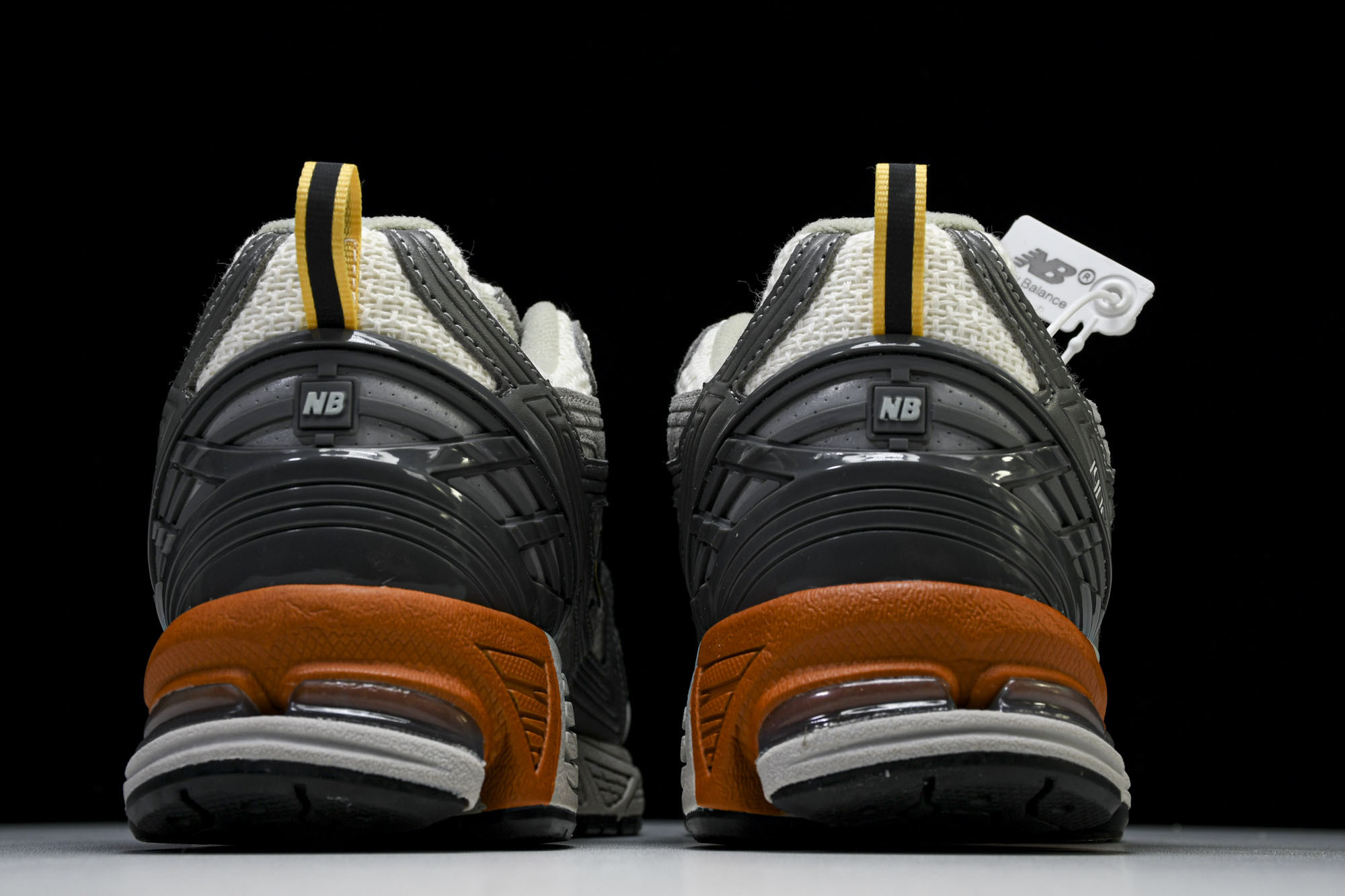 New Balance 1906系列复古老爹风休闲运动慢跑鞋 M1906NG1 #YZ010#鞋款灵感源