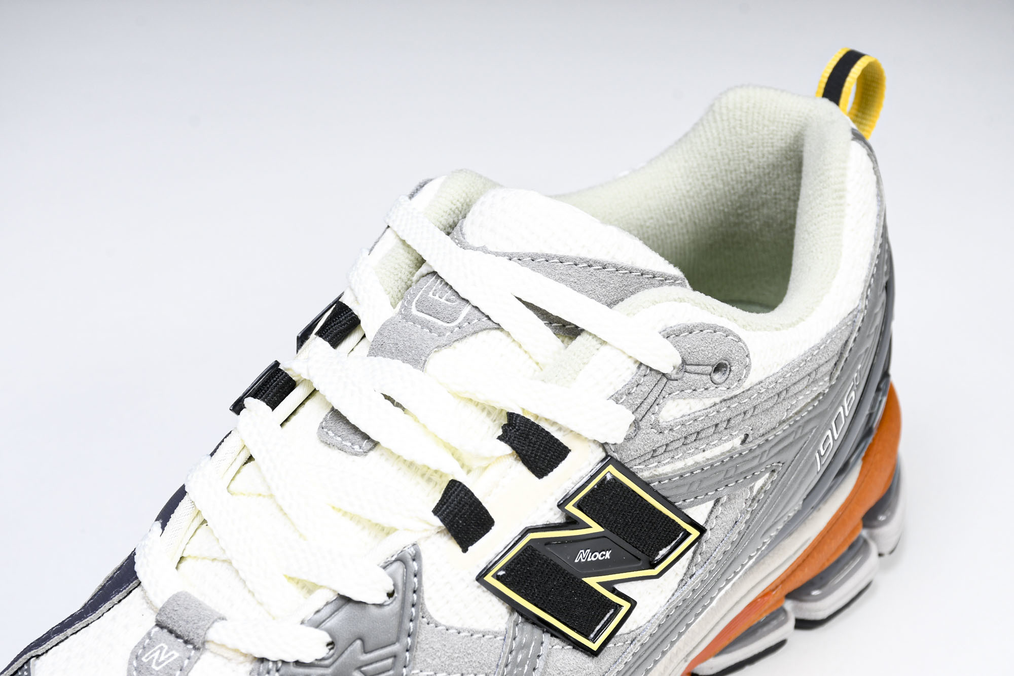 New Balance 1906系列复古老爹风休闲运动慢跑鞋 M1906NG1 #YZ010#鞋款灵感源