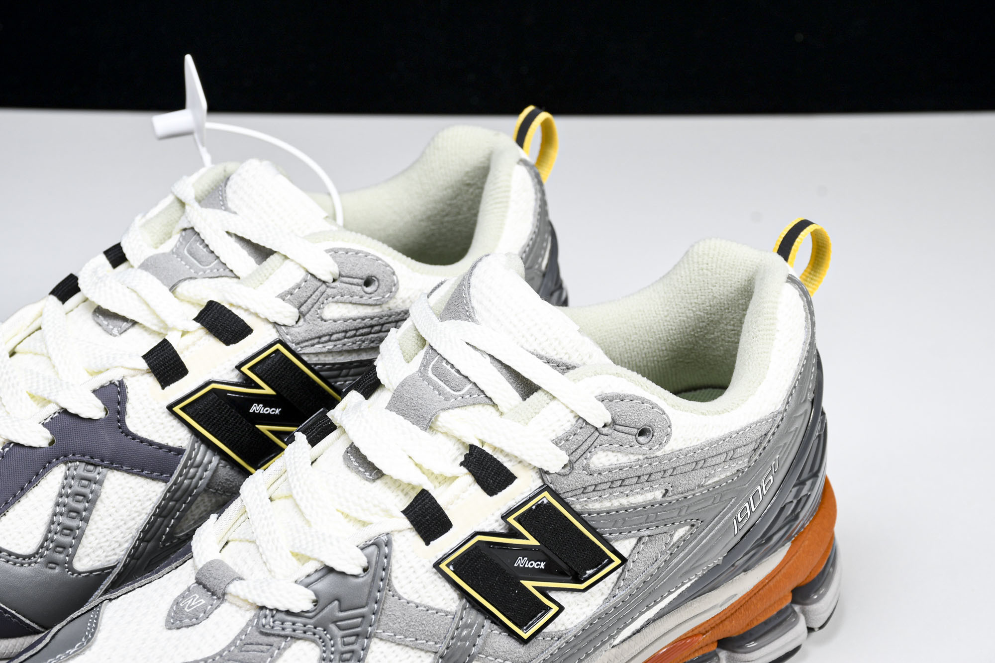 New Balance 1906系列复古老爹风休闲运动慢跑鞋 M1906NG1 #YZ010#鞋款灵感源