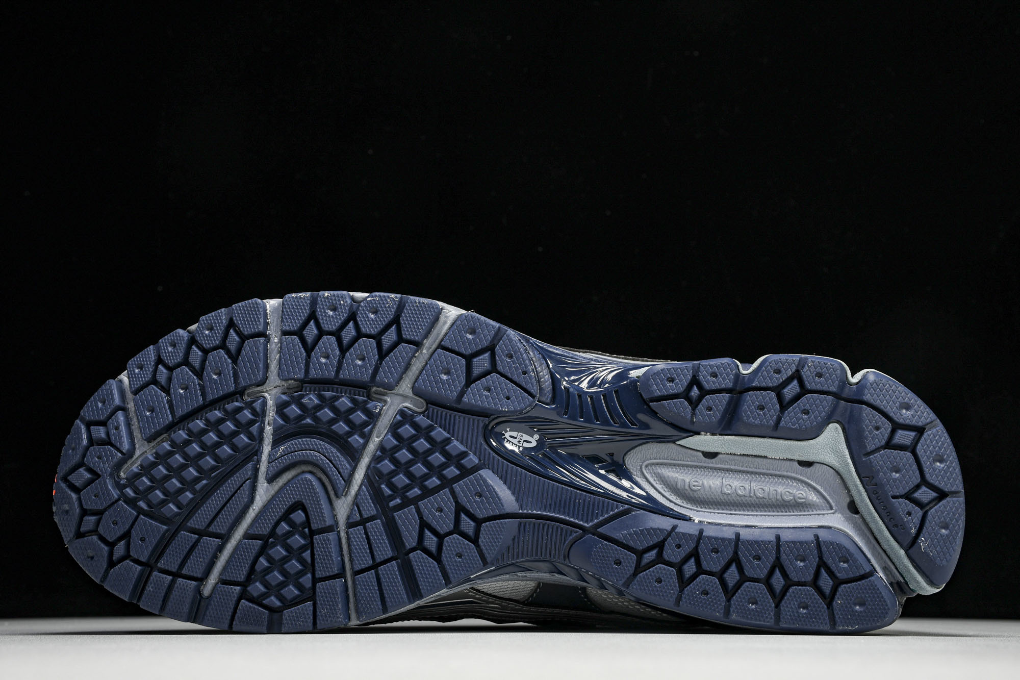 New Balance 1906系列复古老爹风休闲运动慢跑鞋 M1906NK1 #YZ010#鞋款灵感源