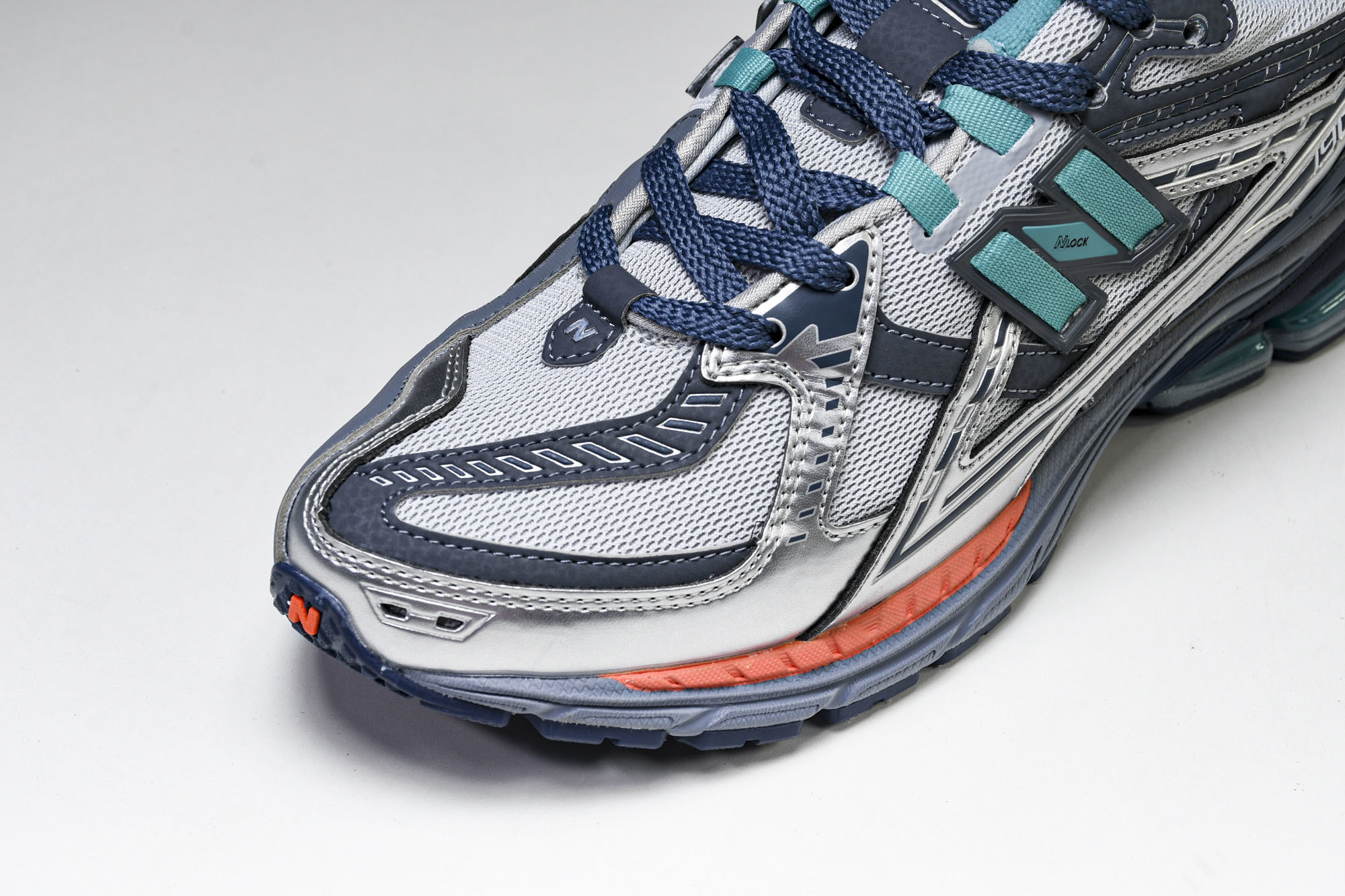 New Balance 1906系列复古老爹风休闲运动慢跑鞋 M1906NK1 #YZ010#鞋款灵感源