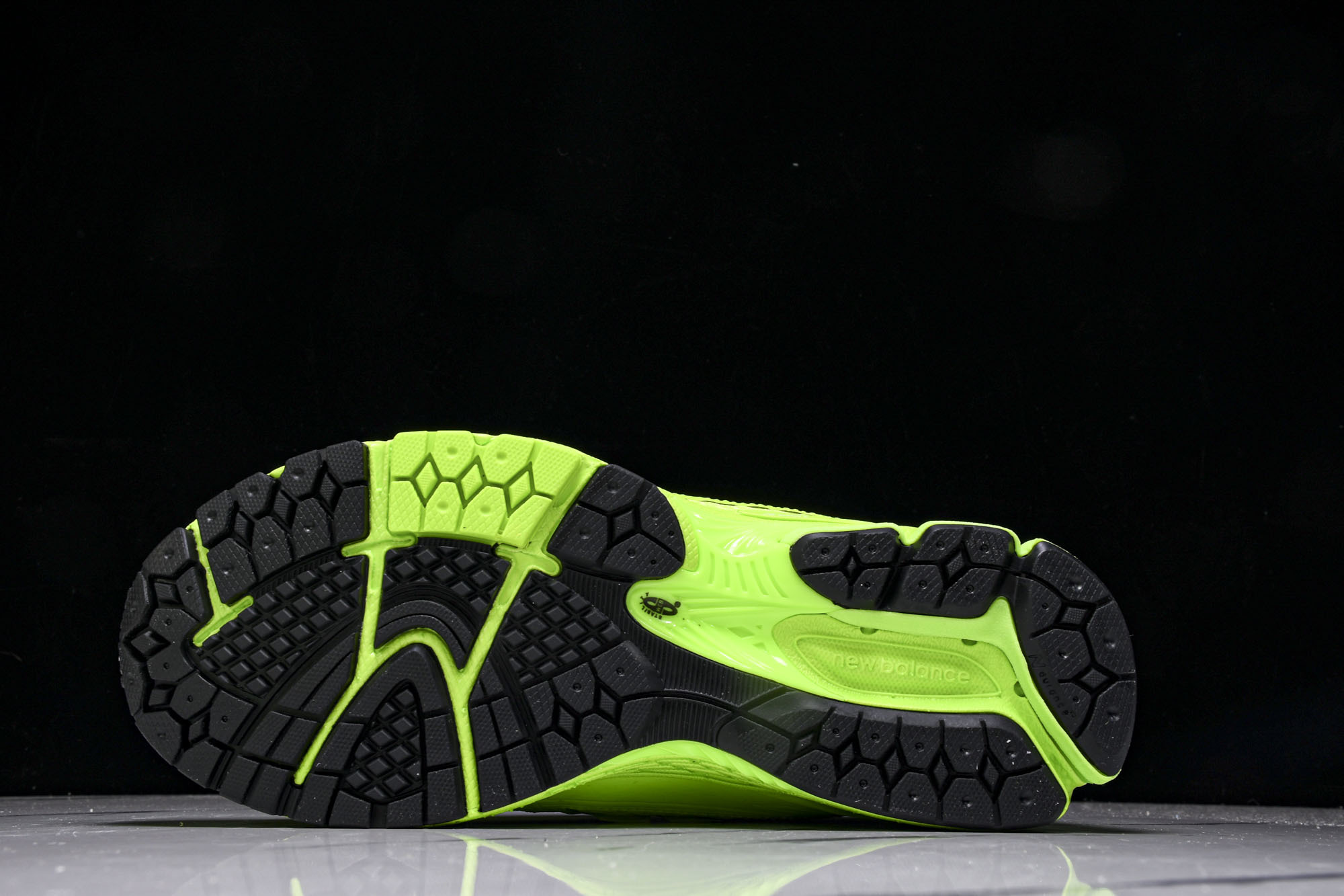 New Balance 1906系列复古老爹风休闲运动慢跑鞋 M1906RAA #YZ010#鞋款灵感源