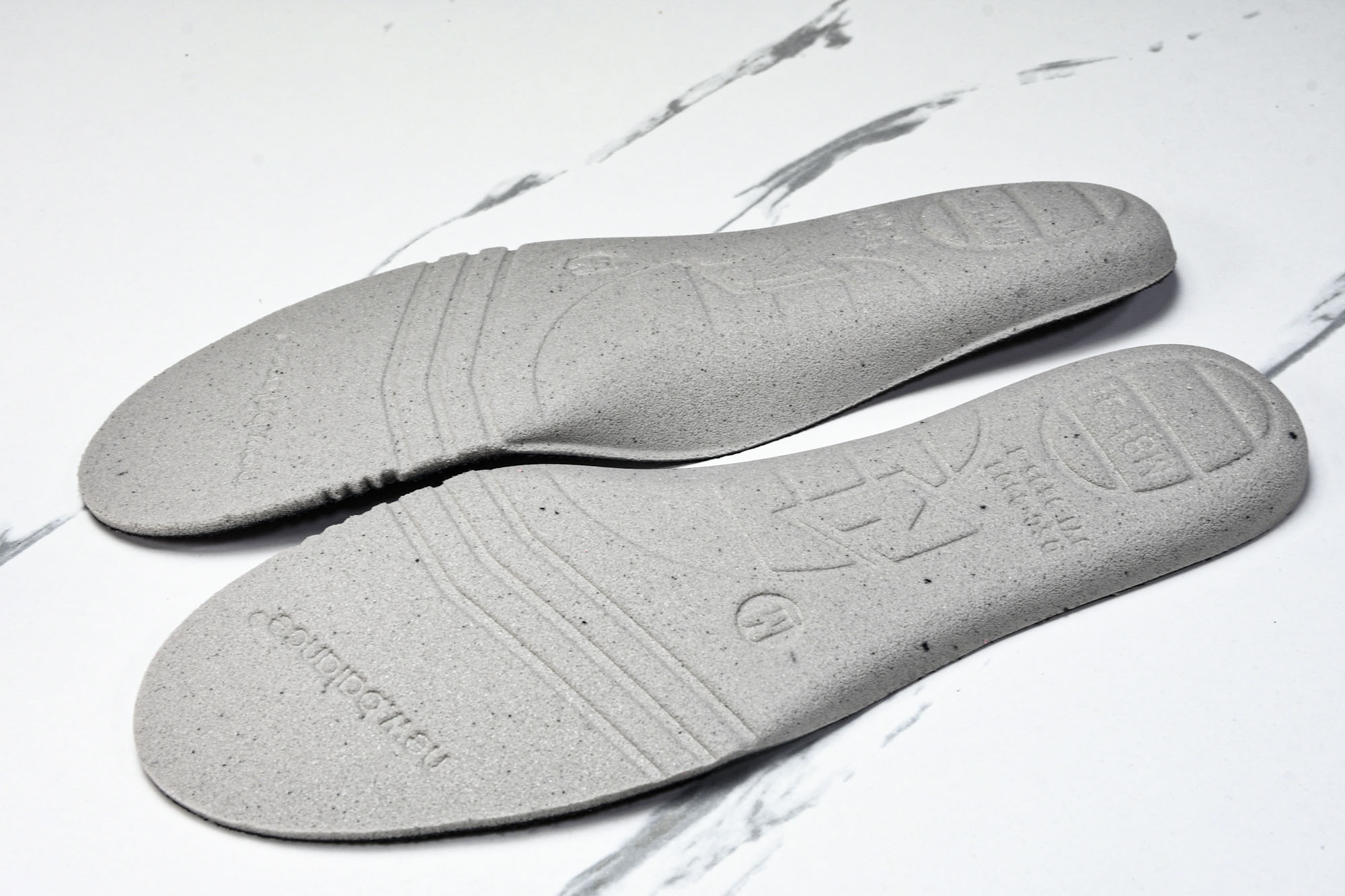 New Balance 1906系列复古老爹风休闲运动慢跑鞋 M1906RAP #YZ010#鞋款灵感源