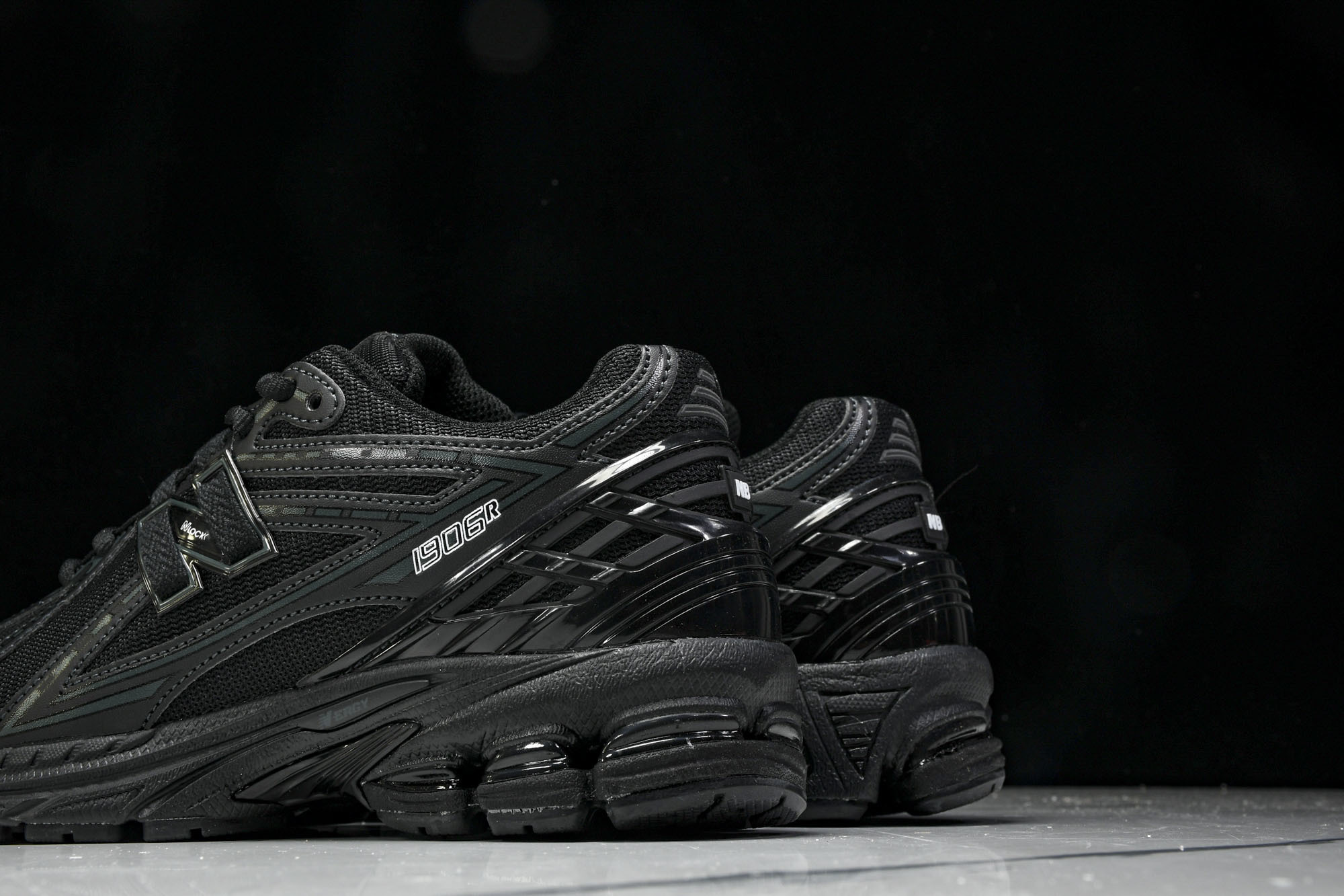 New Balance 1906系列复古老爹风休闲运动慢跑鞋 M1906RBB #YZ010#鞋款灵感源