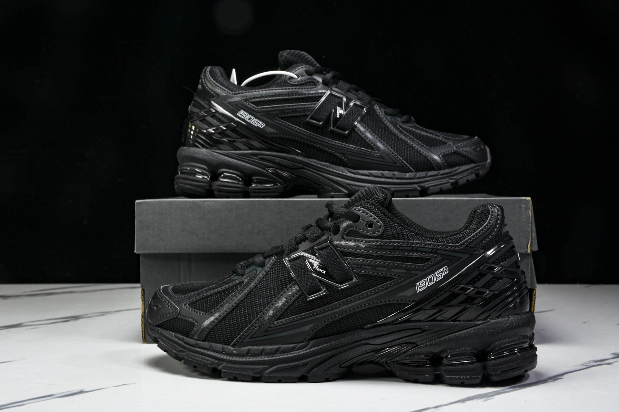 New Balance 1906系列复古老爹风休闲运动慢跑鞋 M1906RBB #YZ010#鞋款灵感源