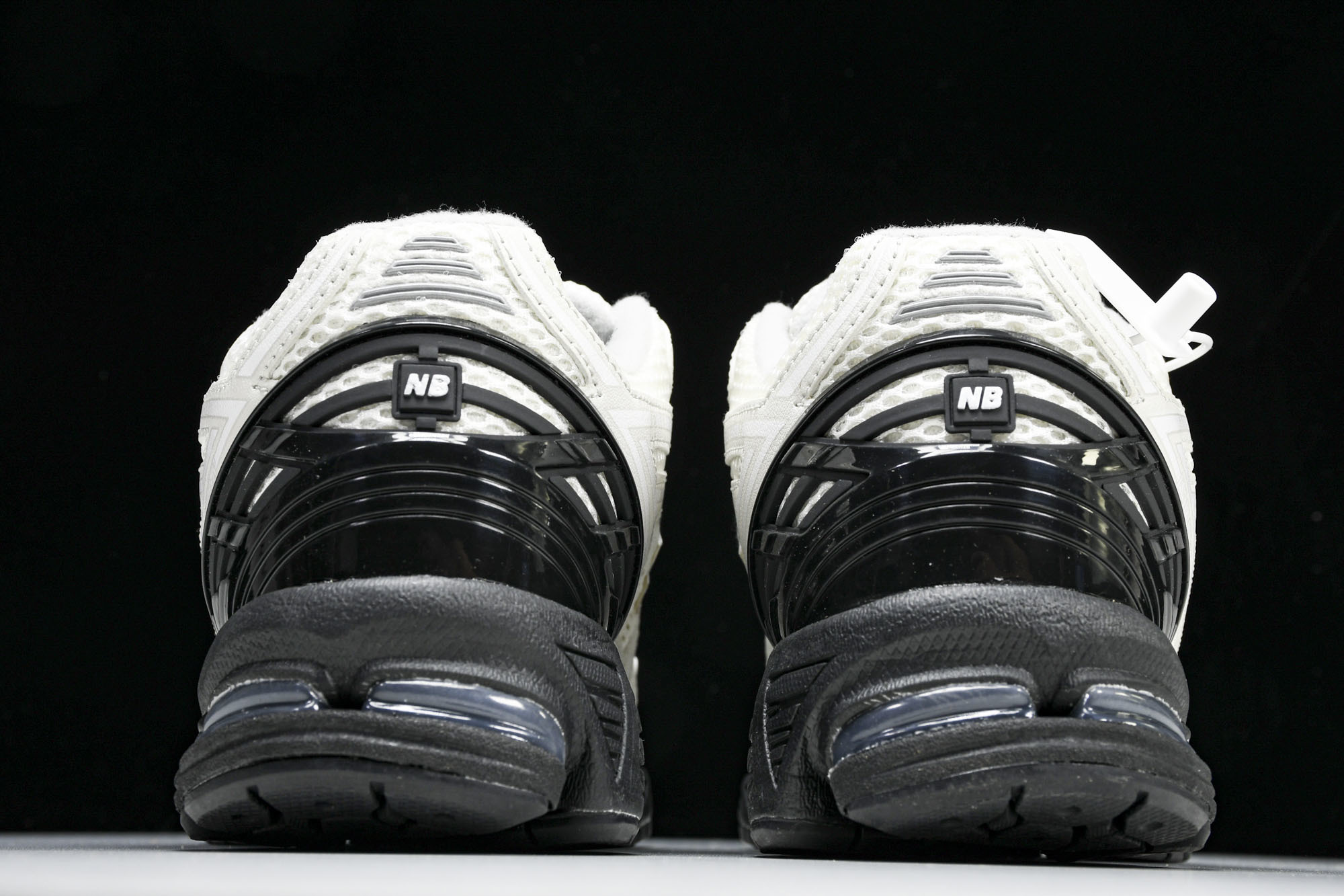 New Balance 1906系列复古老爹风休闲运动慢跑鞋 M1906RCO #YZ010#鞋款灵感源